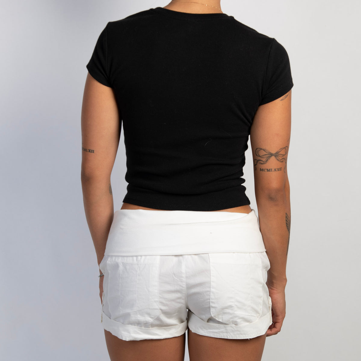 WHITE FOLD OVER SHORTS