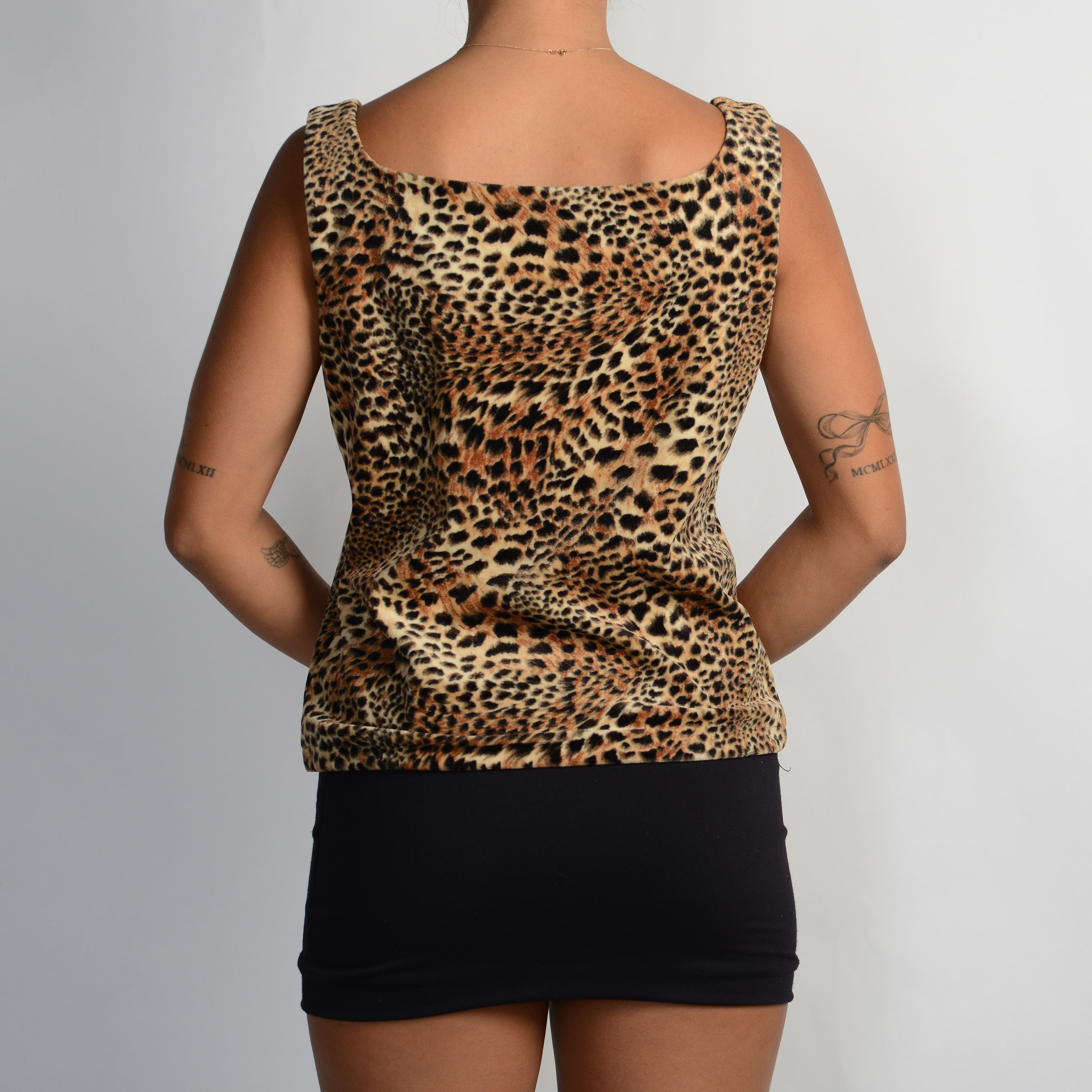 VELOUR ANIMAL PRINT TOP