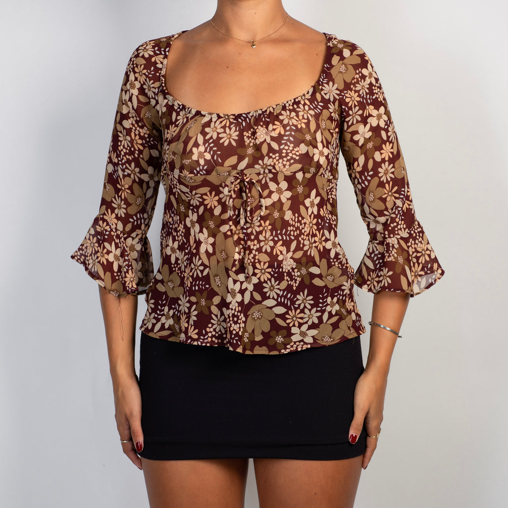 FLORAL MILKMAID TOP