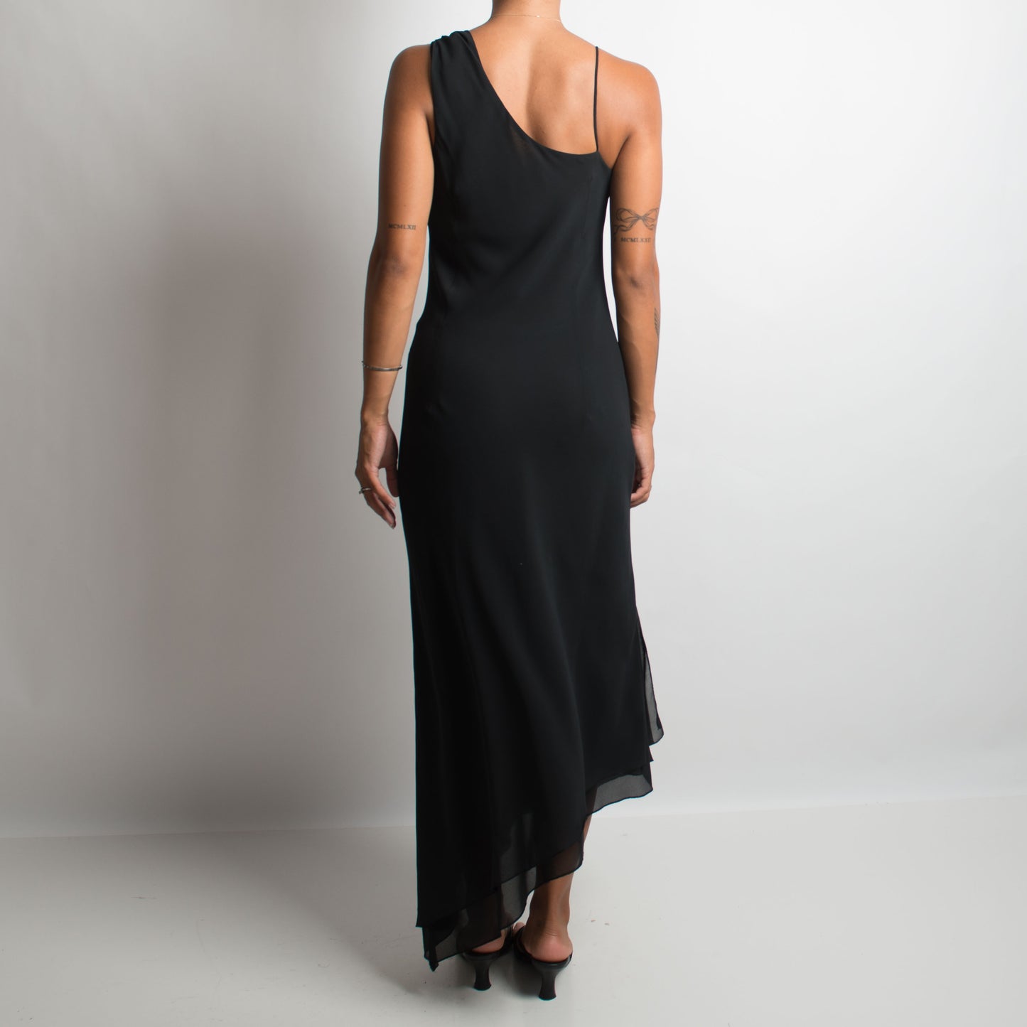 BLACK ASYMMETRIC EVENING DRESS