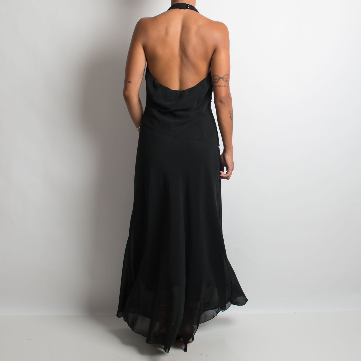 BLACK HALTERNECK GOWN