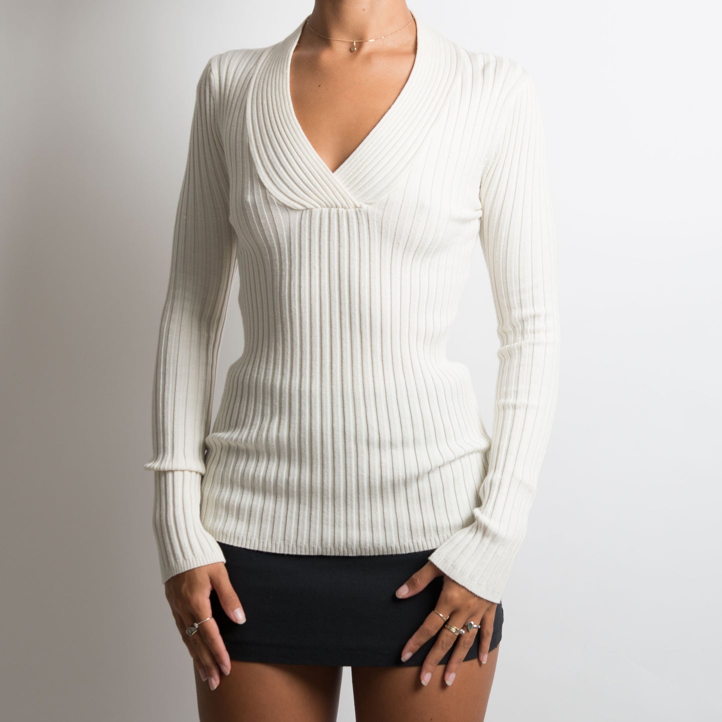 CREAM RIBBED LONG SLEEVE