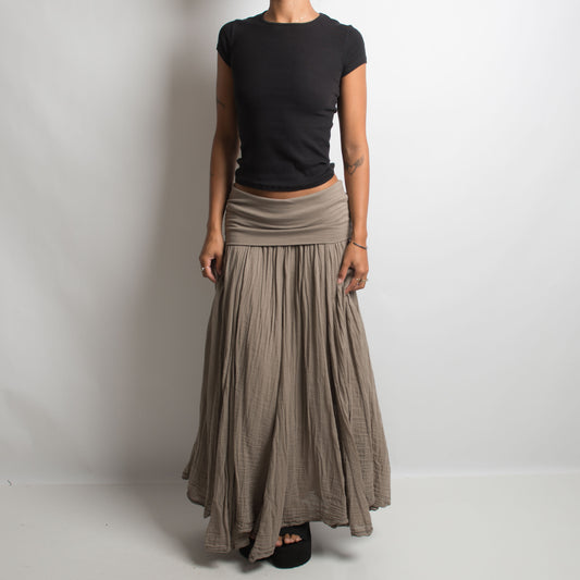 TAUPE TEXTURED SKIRT