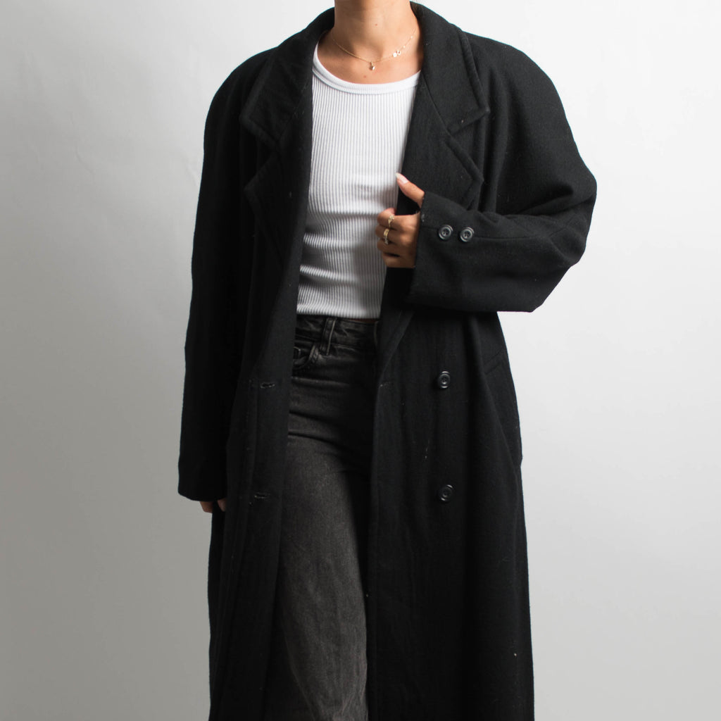 BLACK WOOL LONGLINE COAT