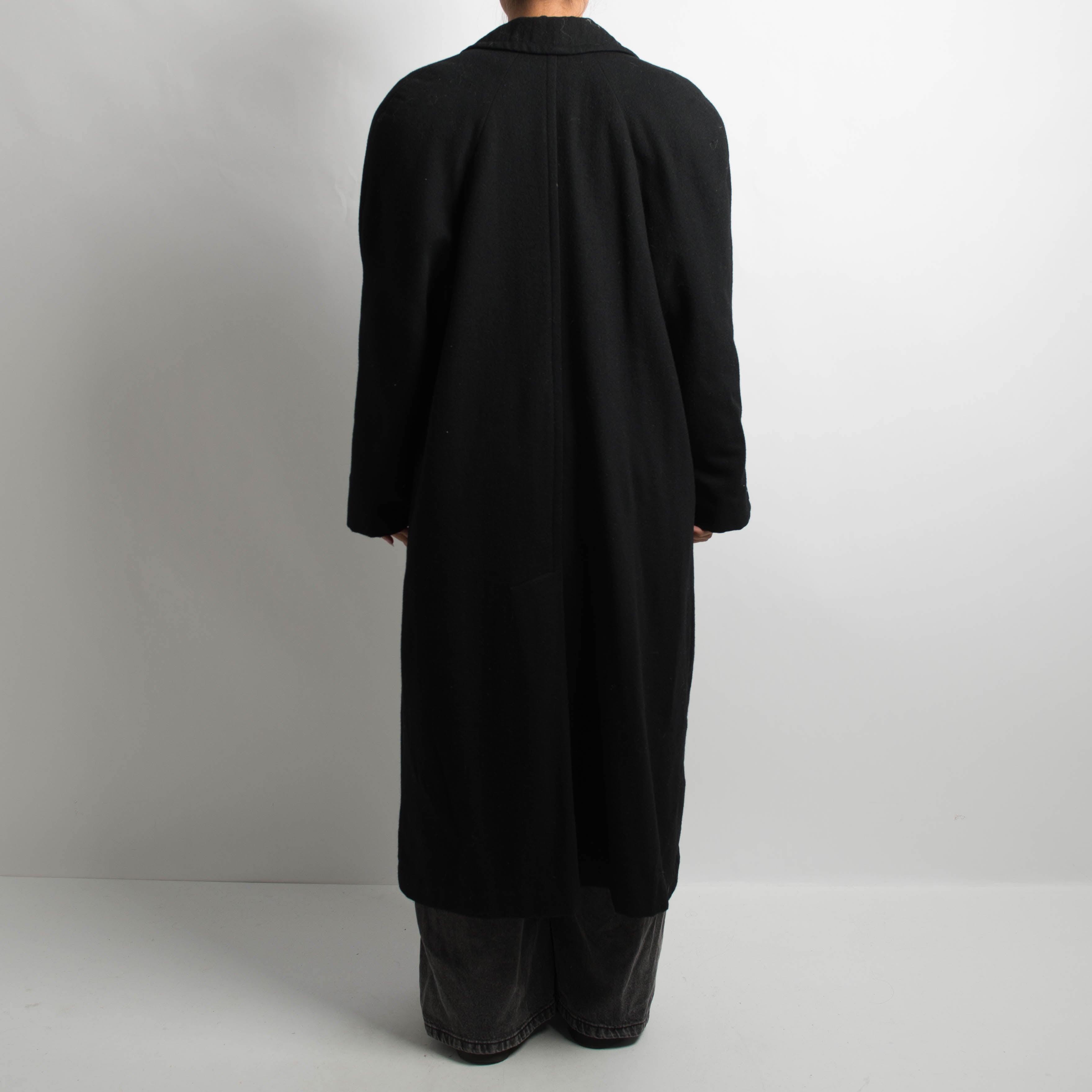 BLACK WOOL LONGLINE COAT