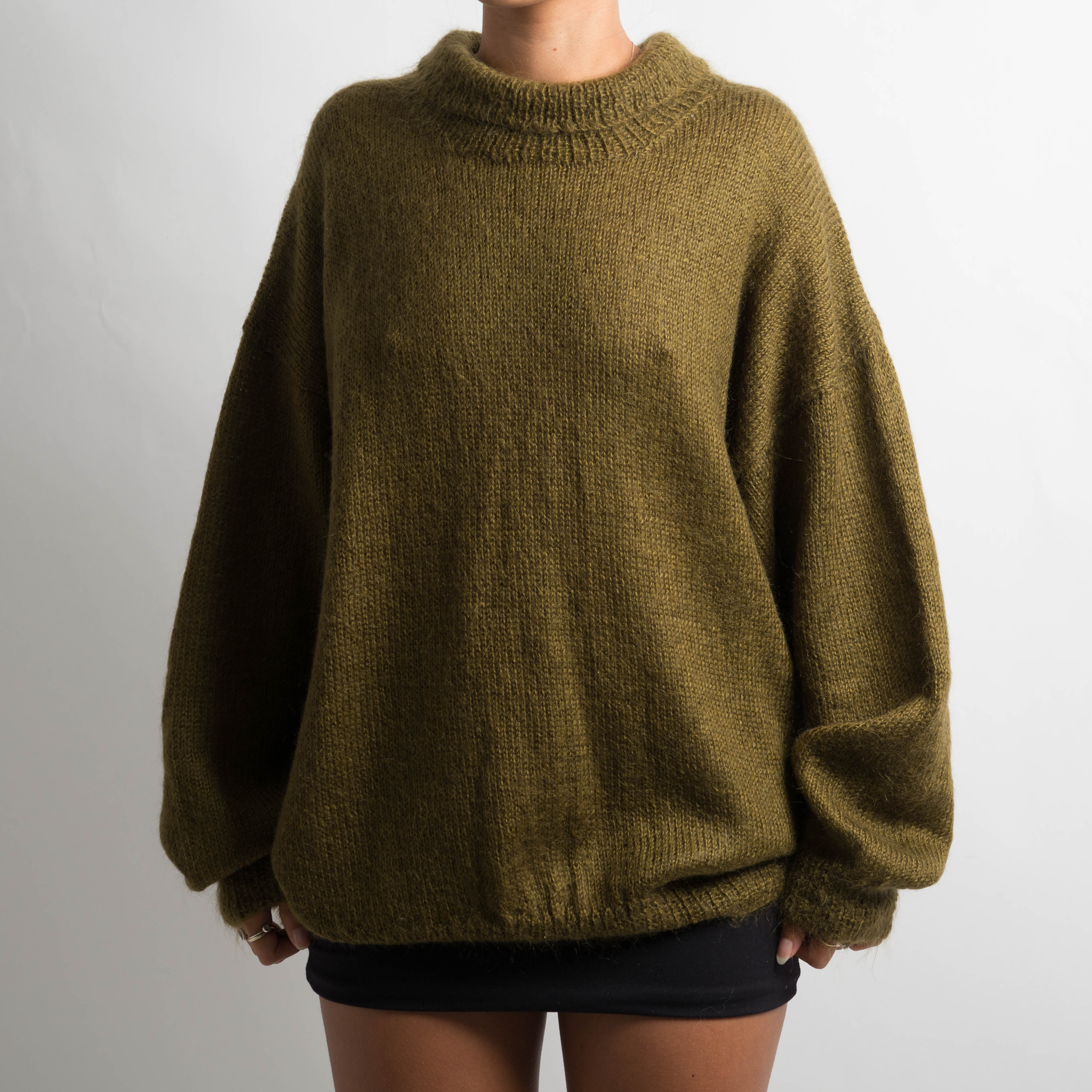 KHAKI SLOUCHY KNIT SWEATER