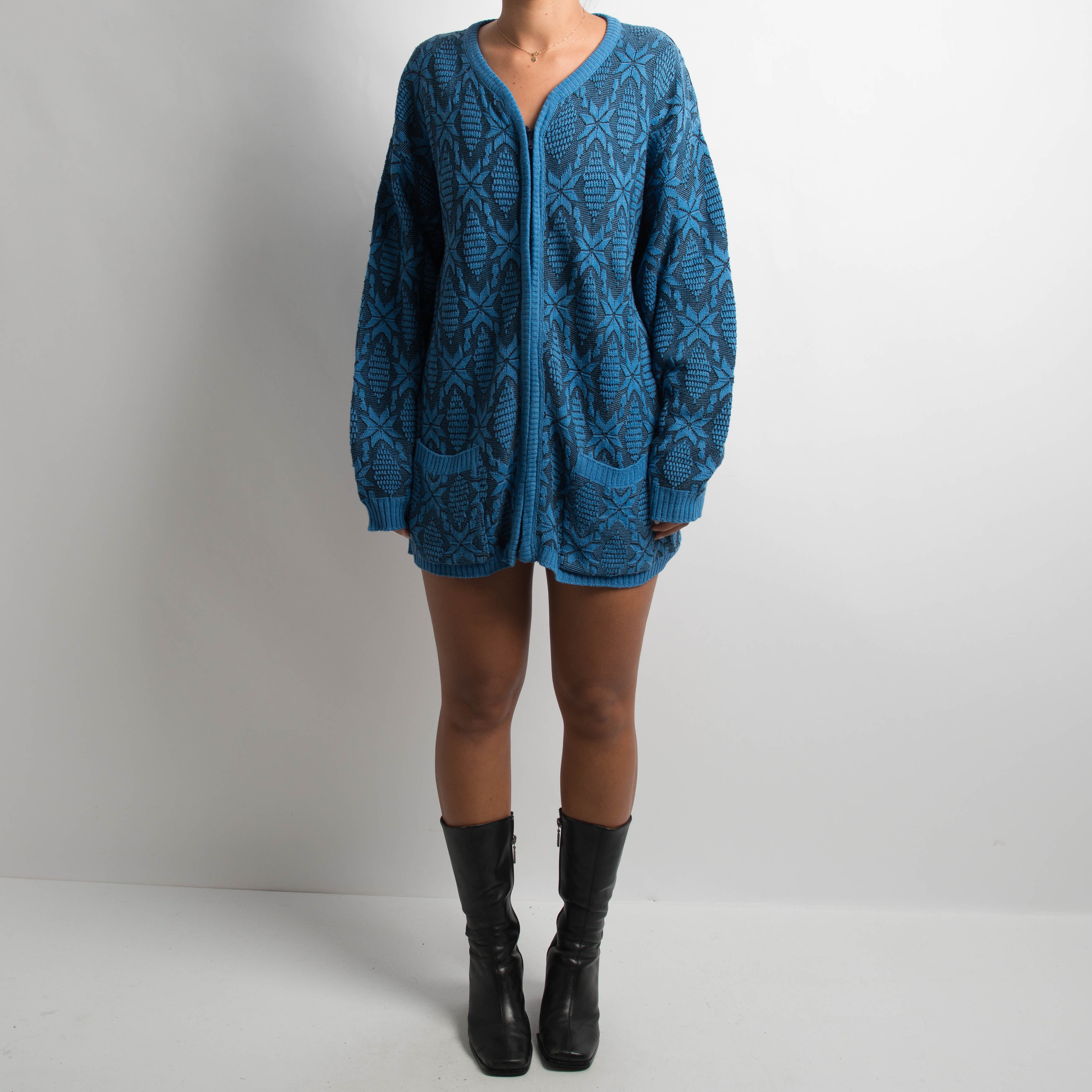 BLUE PATTERNED ZIP CARDIGAN