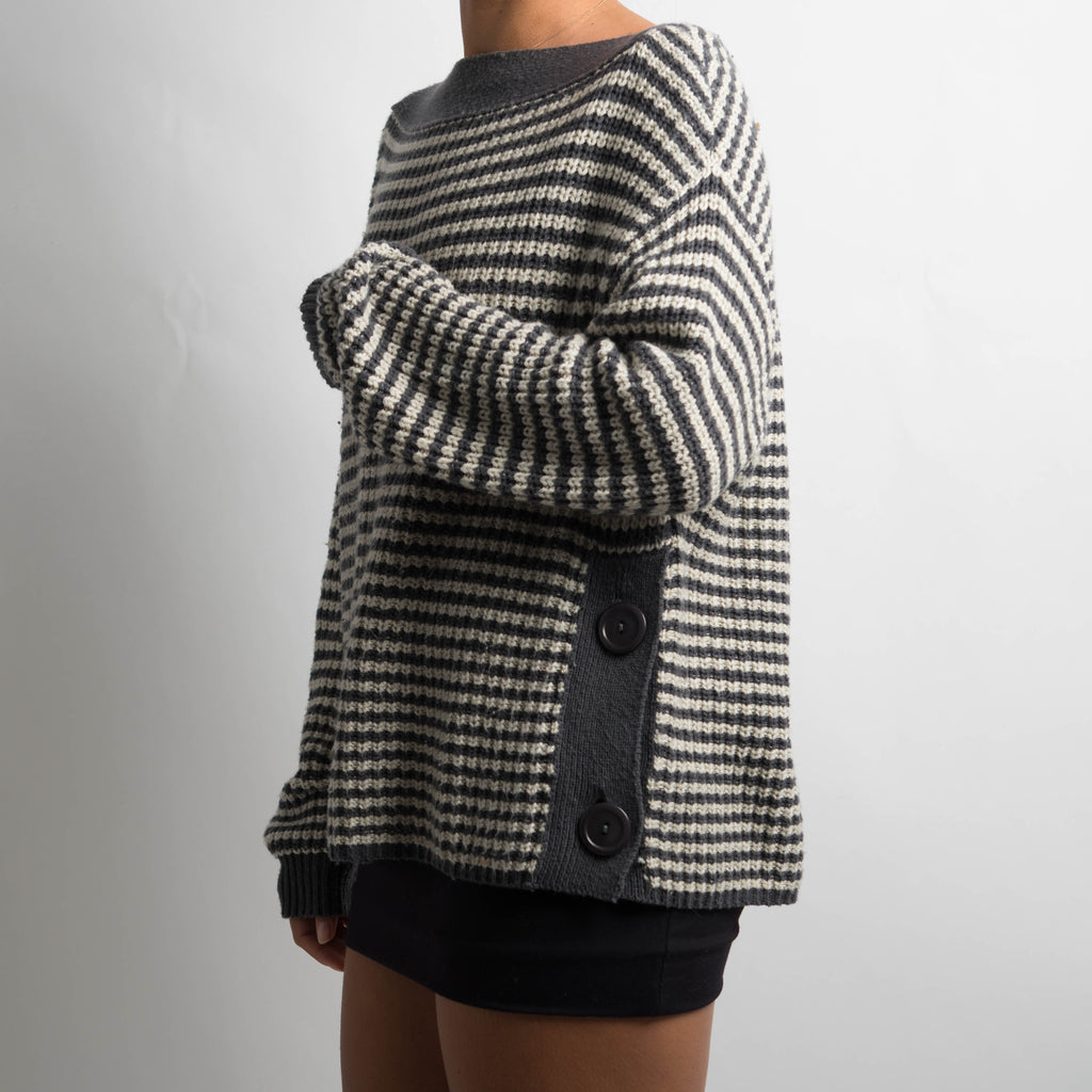 STRIPED WOOL KNIT SWEATER