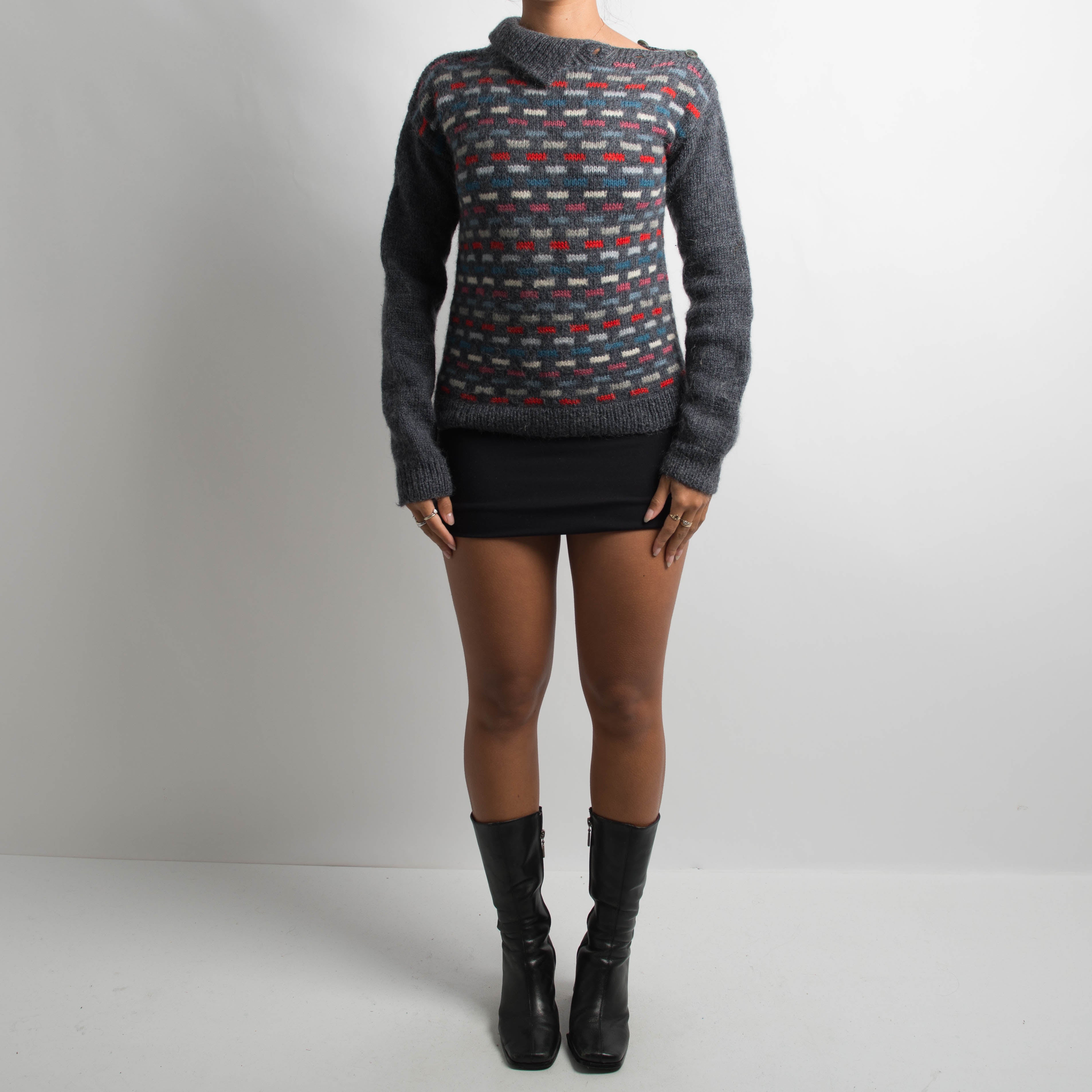 PATTERNED KNIT SWEATER