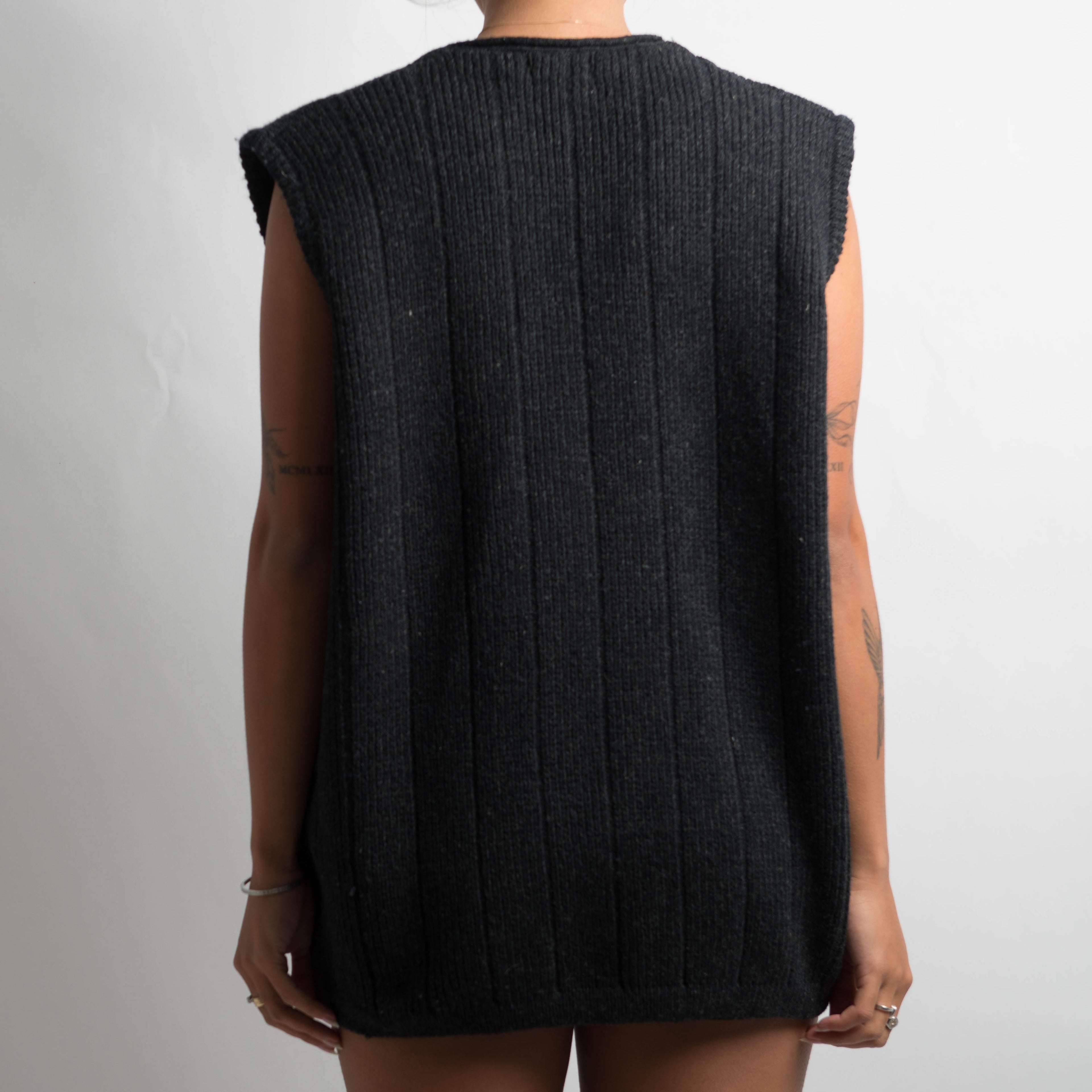 RIBBED KNIT WOOL VEST