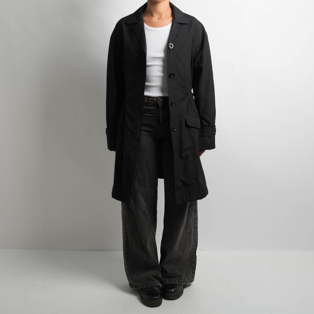 BLACK LIGHTWEIGHT COAT