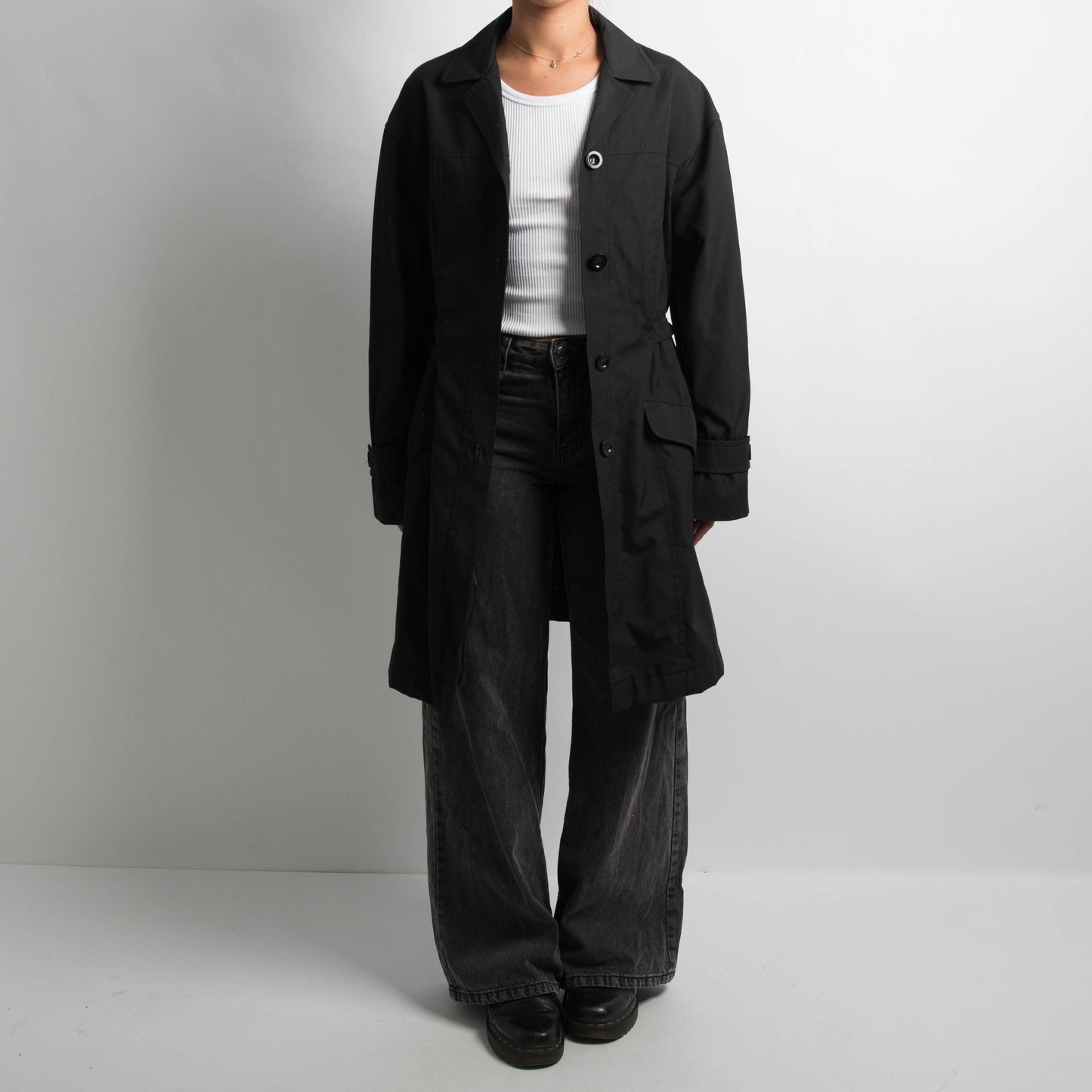 BLACK LIGHTWEIGHT COAT