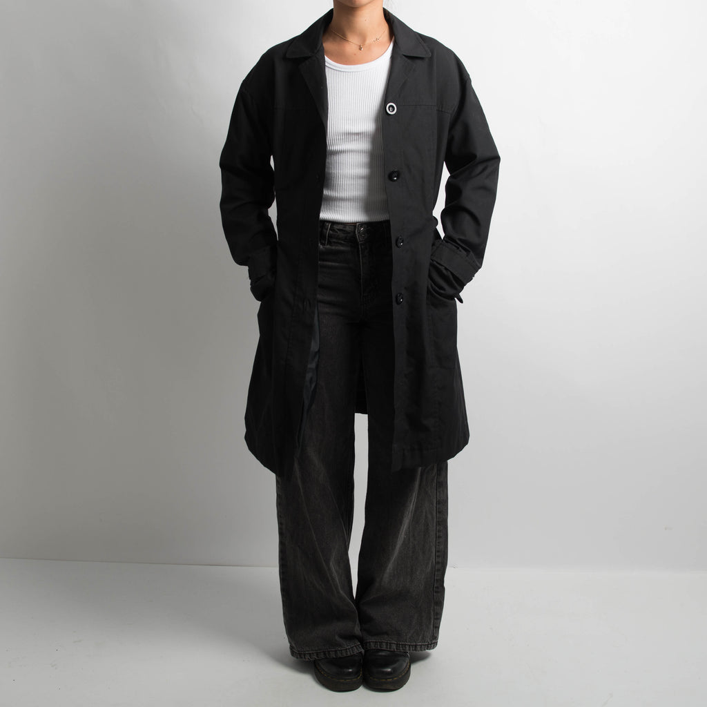BLACK LIGHTWEIGHT COAT