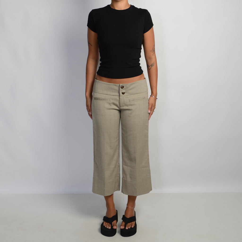 HERRINGBONE CAPRI PANTS