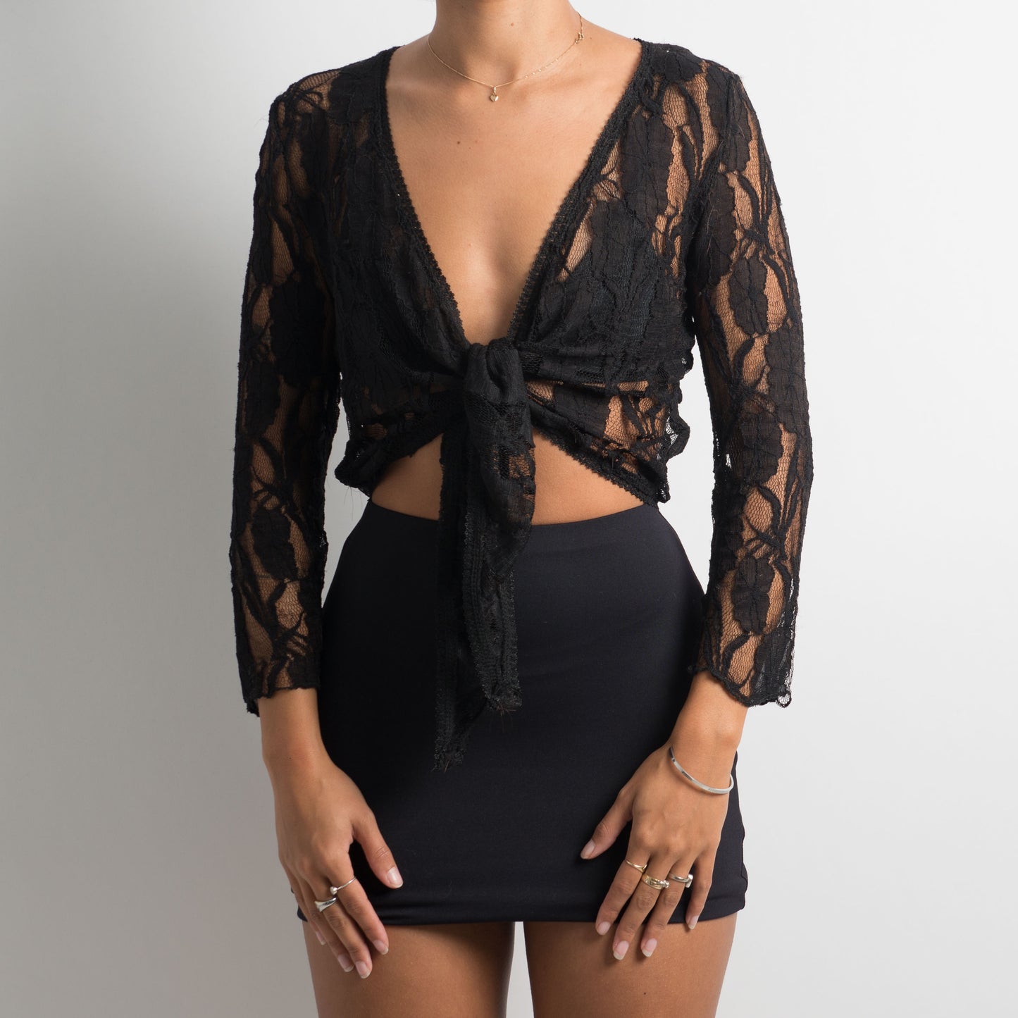 LACE TIE FRONT TOP