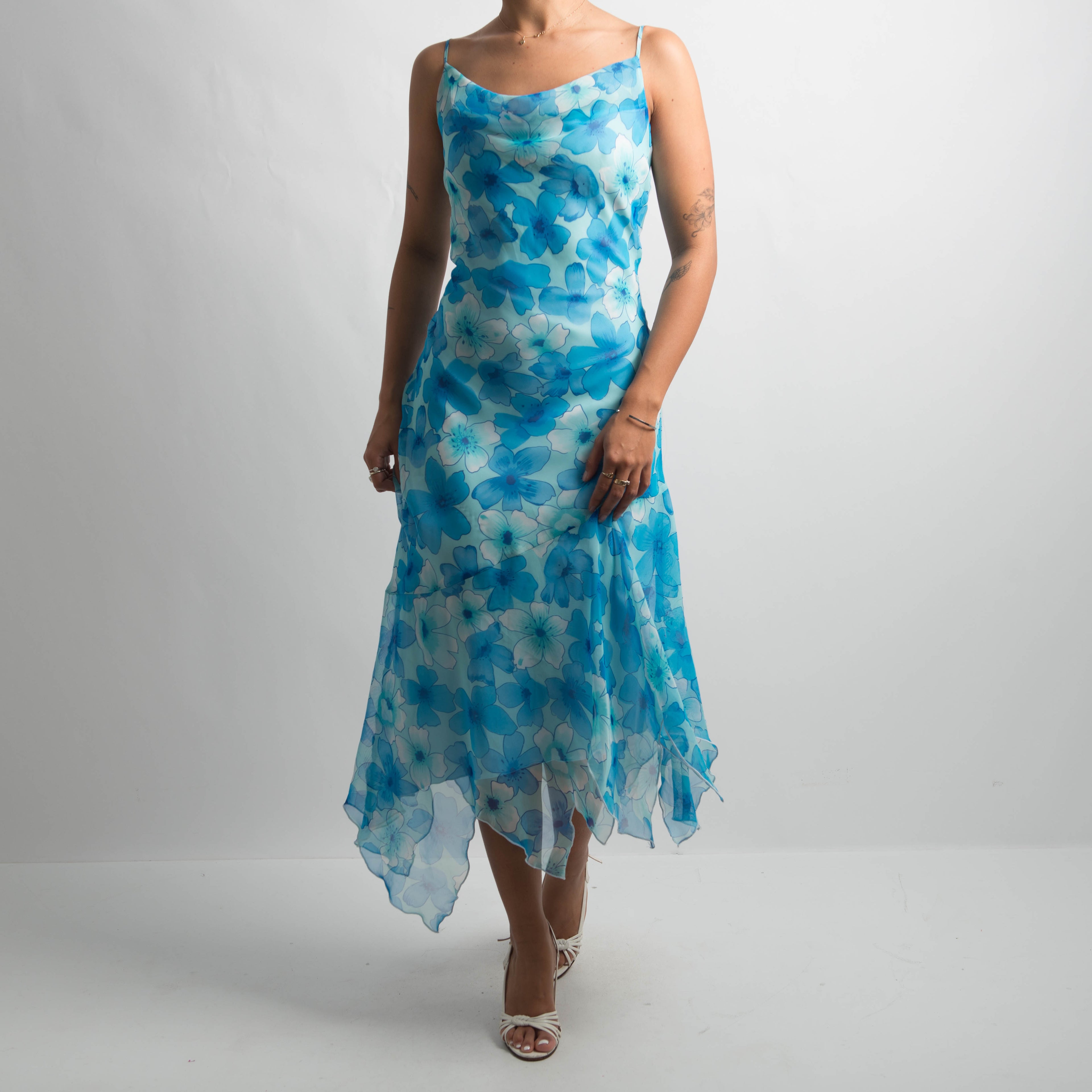 BLUE FLORAL EVENING DRESS
