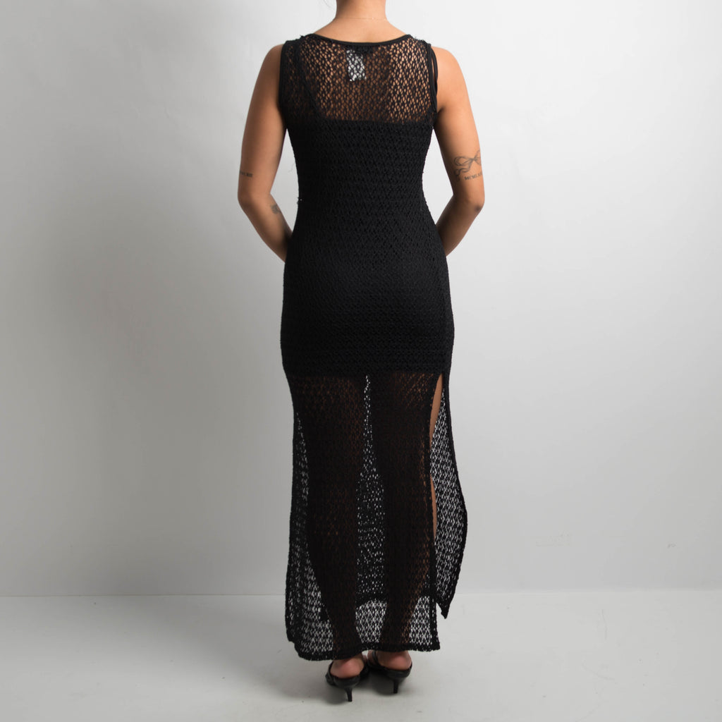 BLACK TEXTURED DRESS