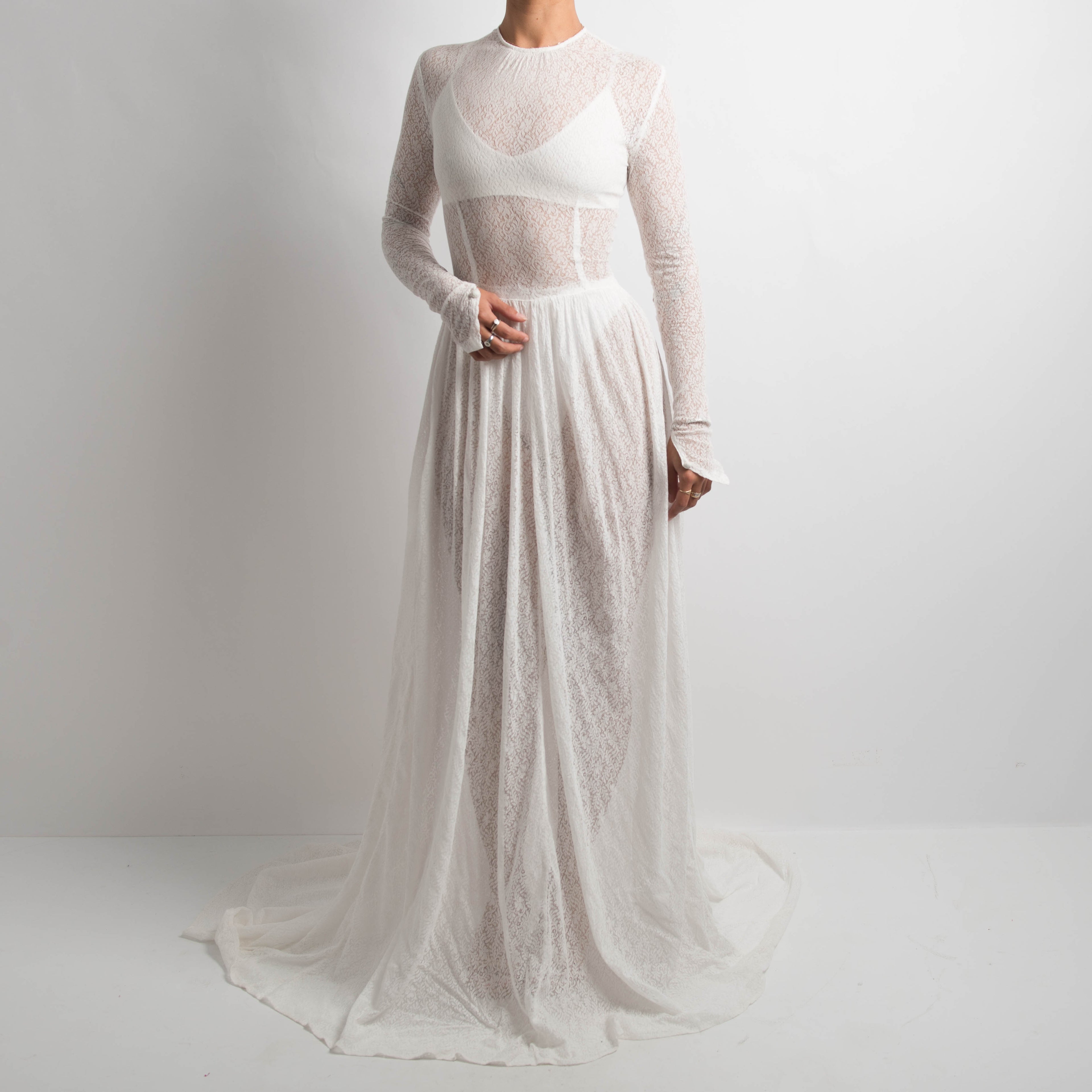 VINTAGE SHEER LACE BRIDAL GOWN