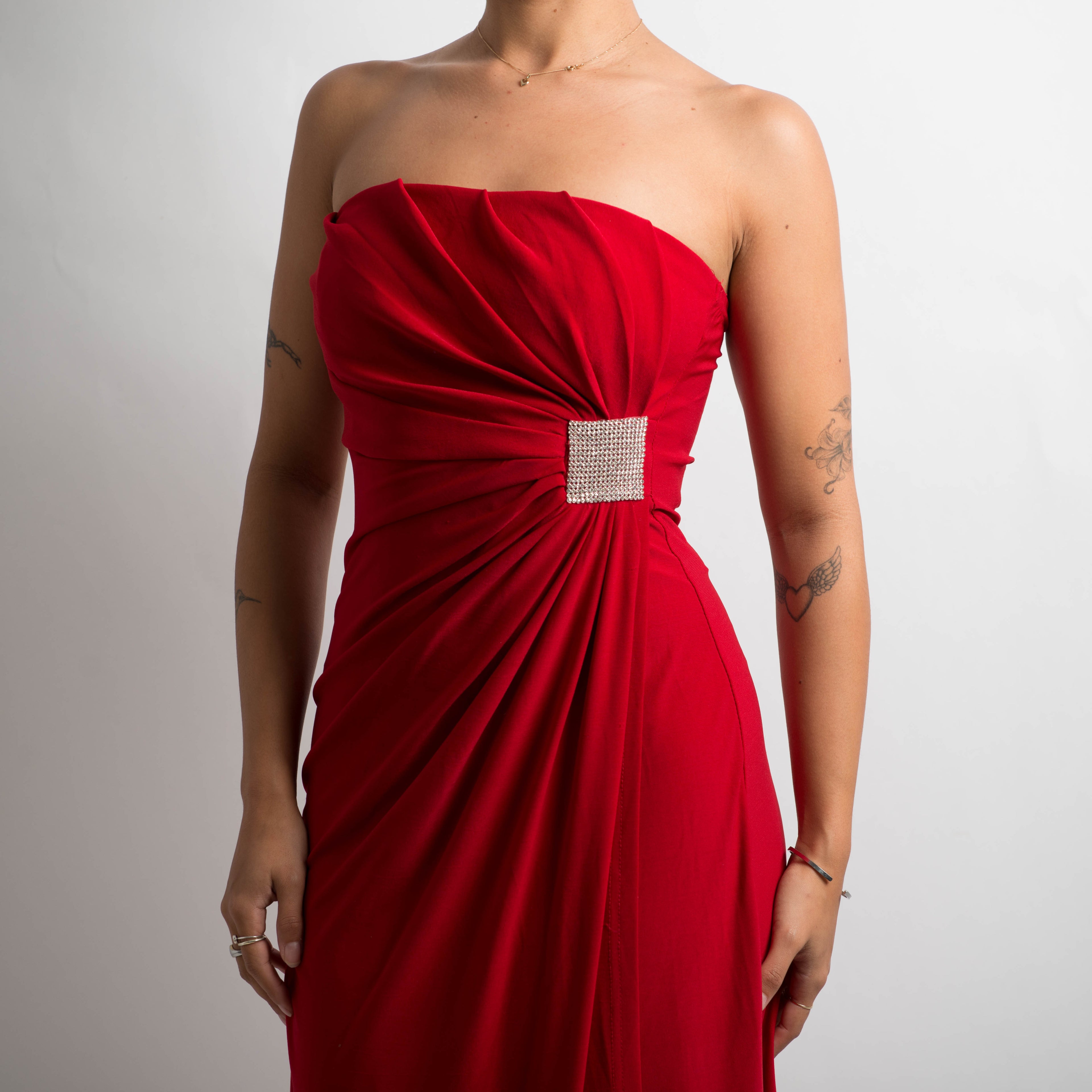 RED STRAPLESS EVENING DRESS
