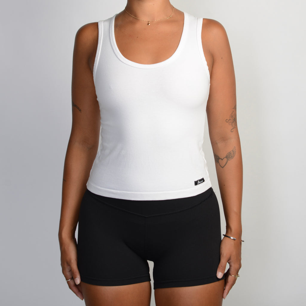 WHITE SCOOP TANK TOP