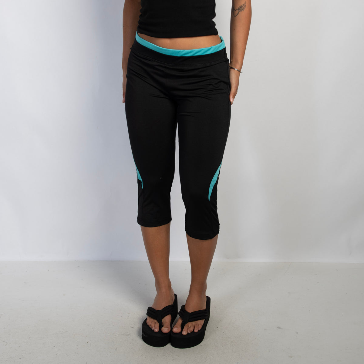 BLUE ACCENT CROP TIGHTS