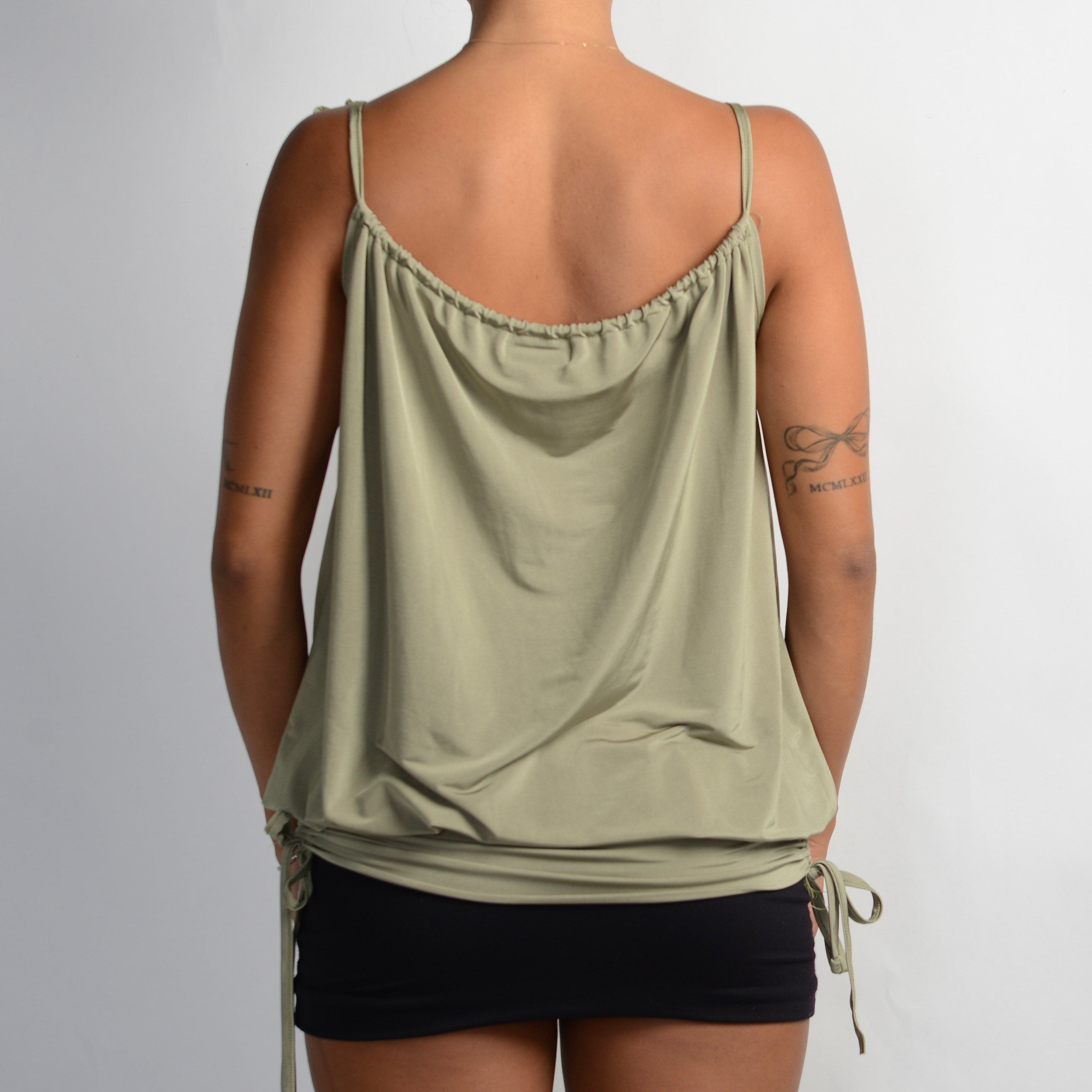 GREEN SLINKY TIE TOP