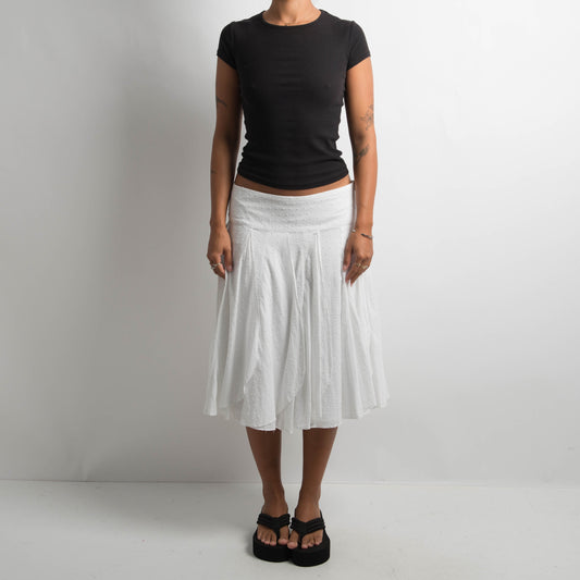 WHITE TEXTURED MIDI SKIRT