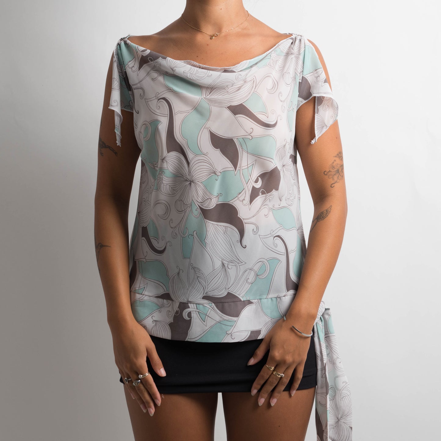 SHEER PATTERNED TOP