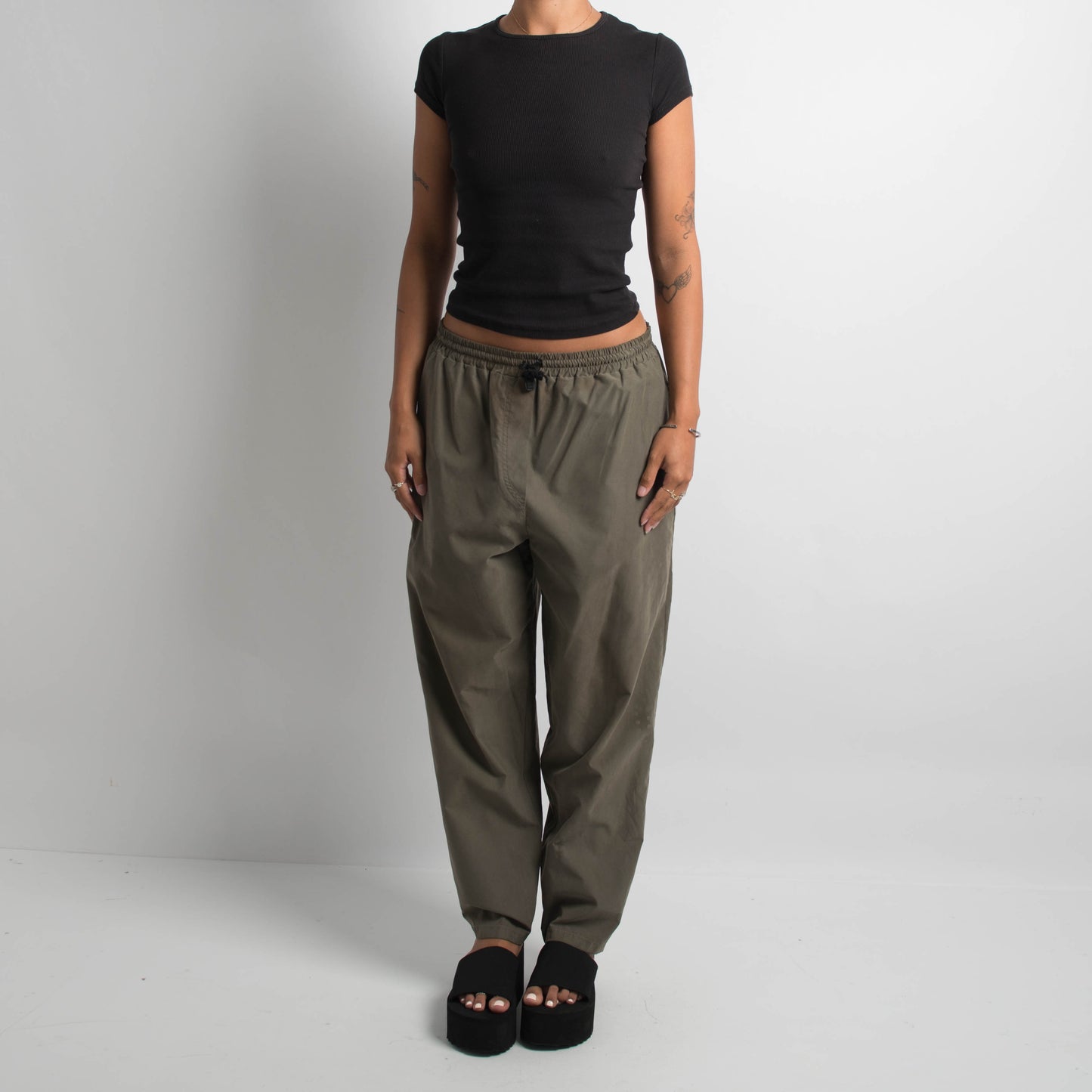 KHAKI NYLON PANTS