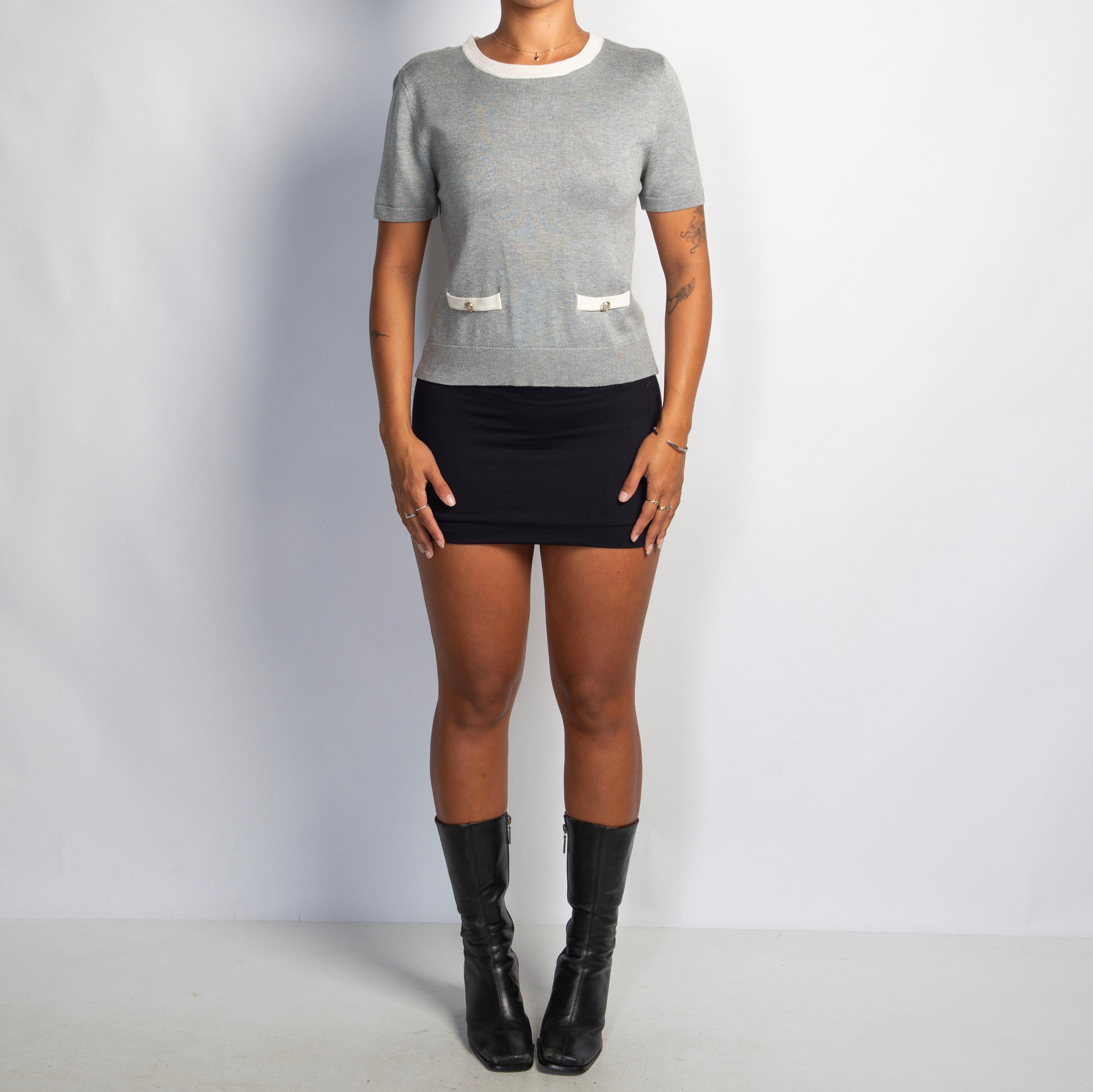 GREY KNIT TOP