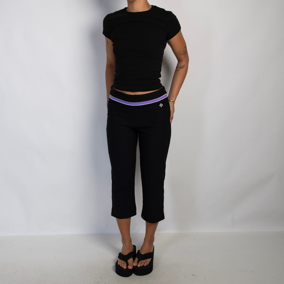 BLACK FLARE CROP TIGHTS