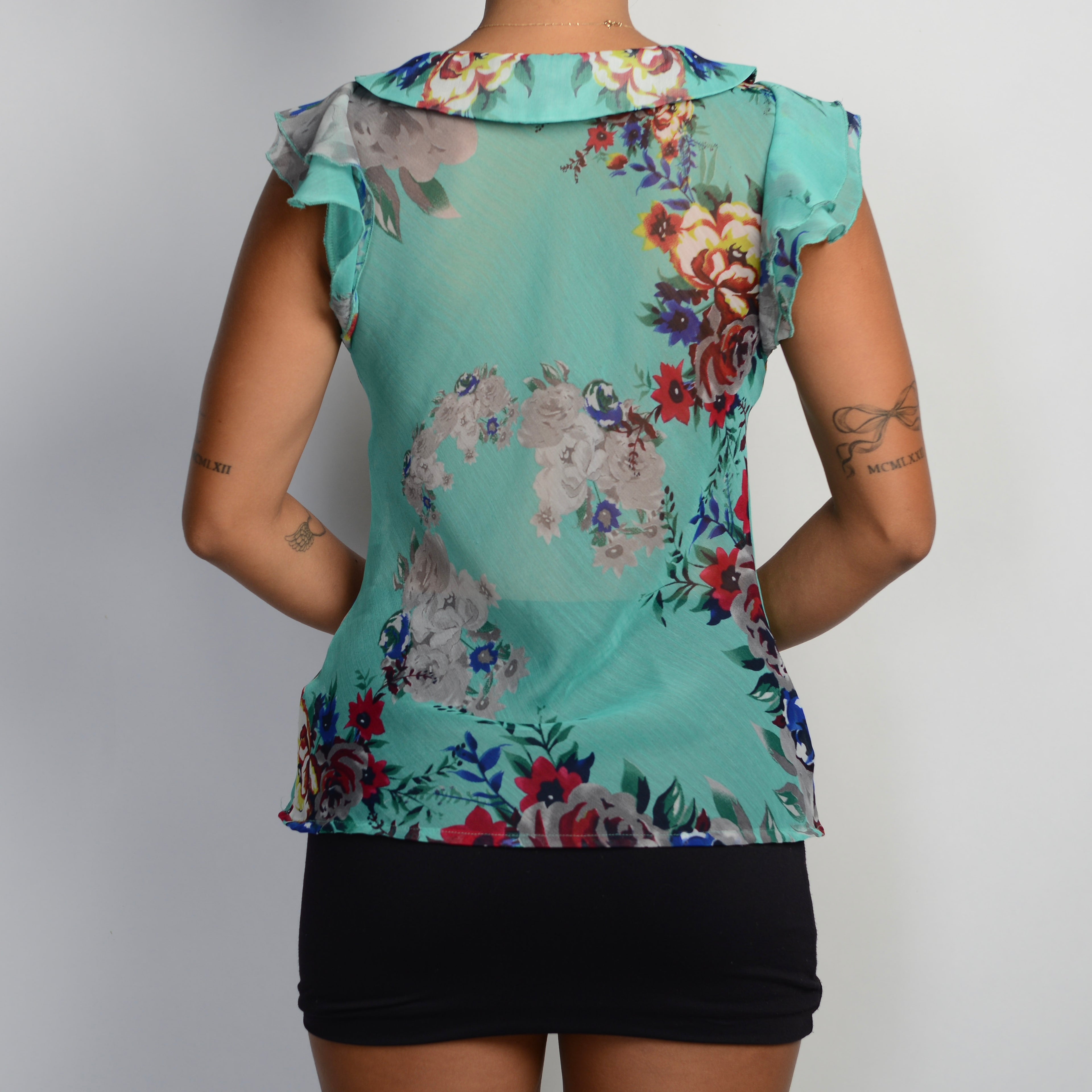 TEAL FLORAL RUFFLE TOP