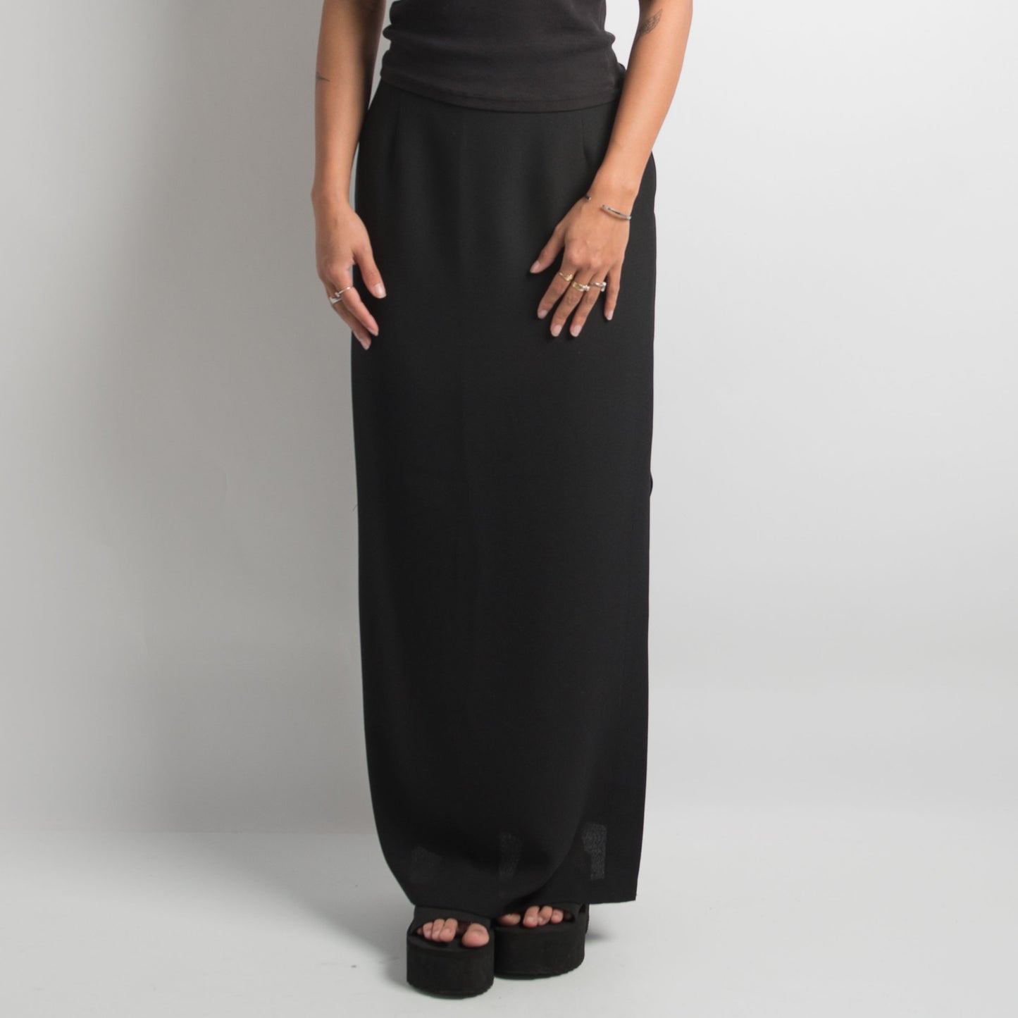 BLACK MAXI SKIRT