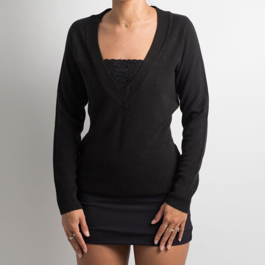 BLACK KNIT LONG SLEEVE