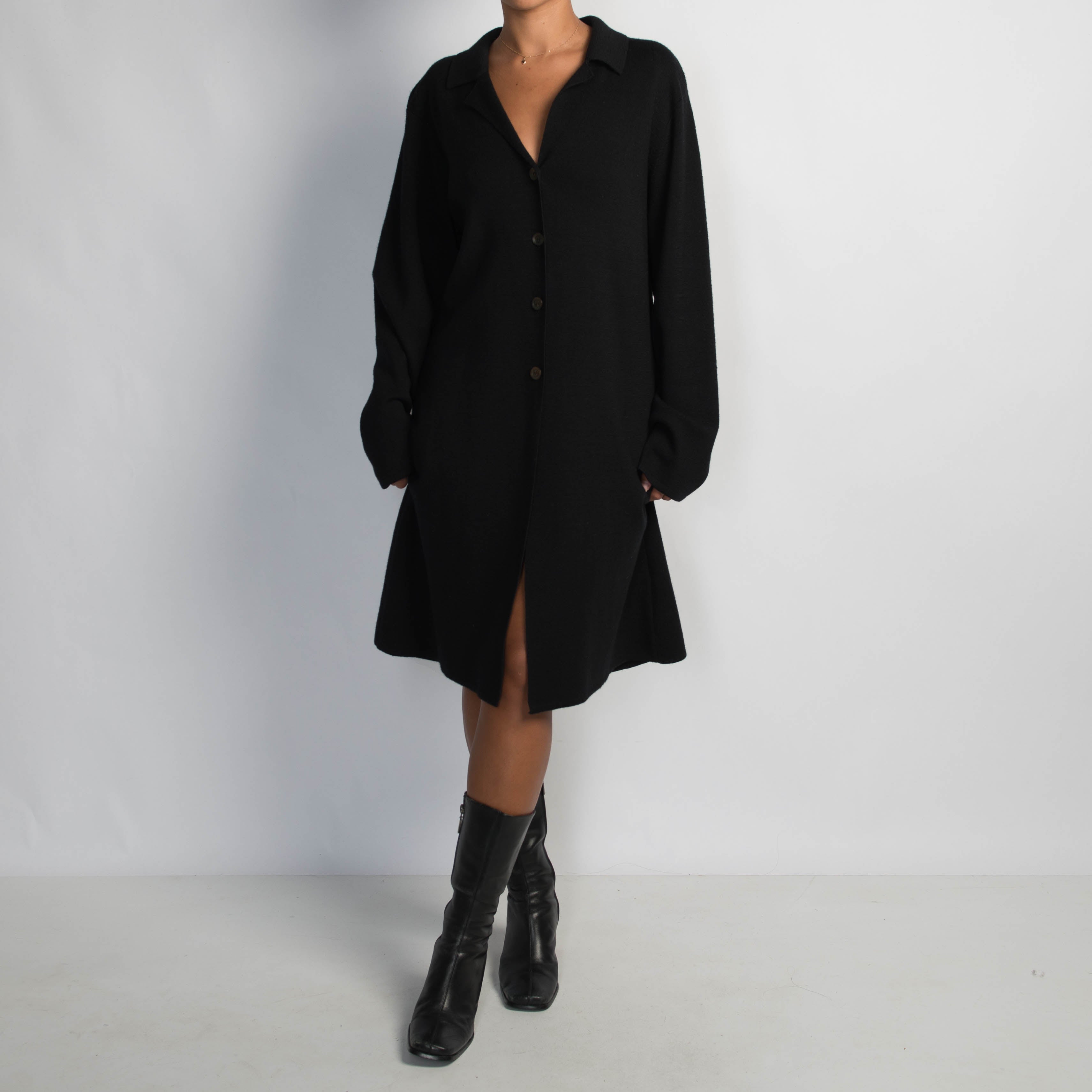 BLACK KNIT LONGLINE CARDIGAN