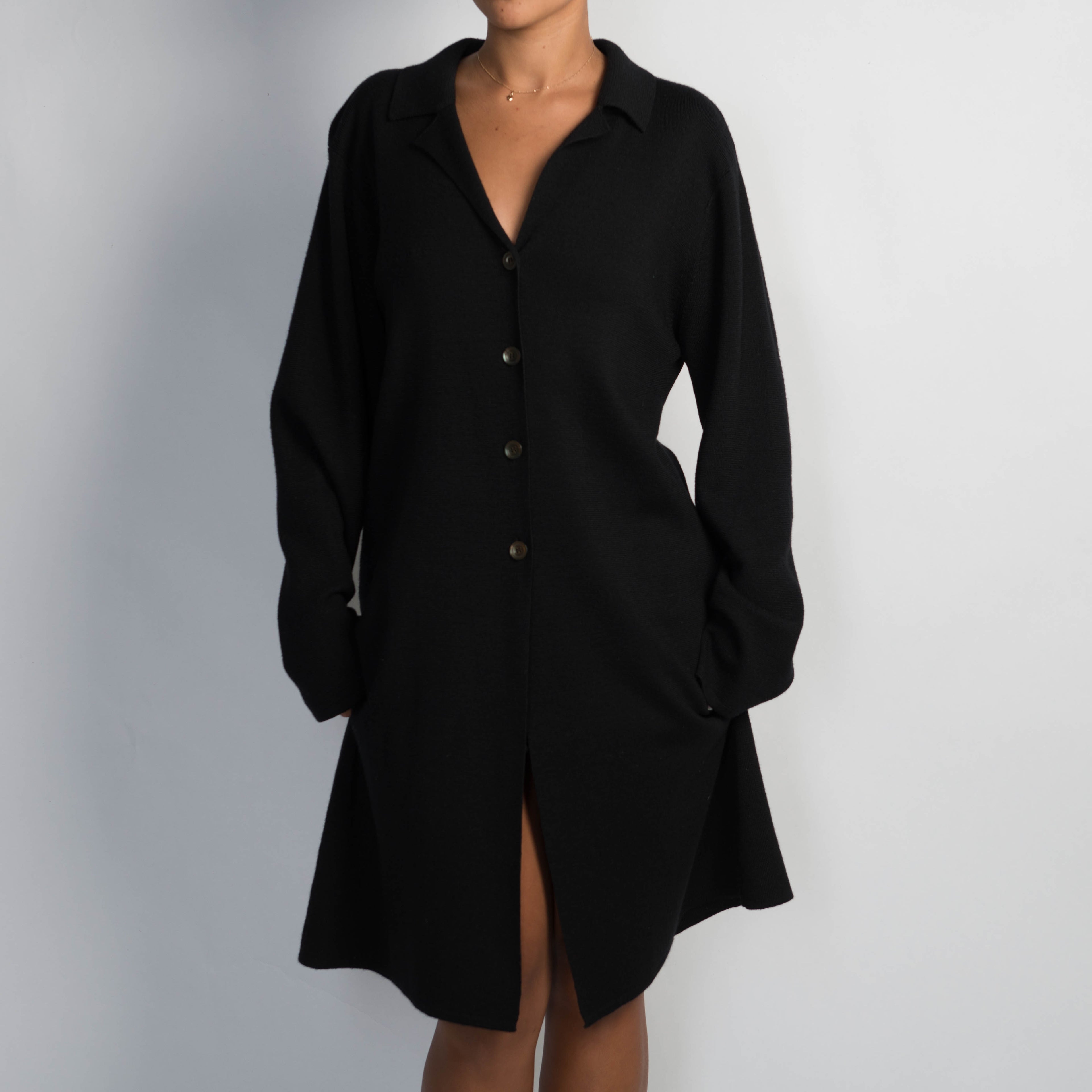 BLACK KNIT LONGLINE CARDIGAN