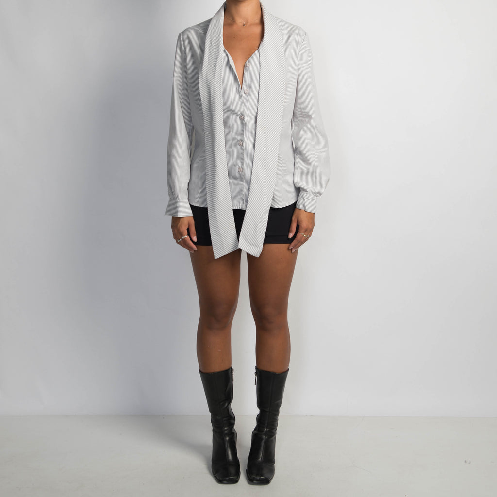 STRIPE TIE NECK BLOUSE