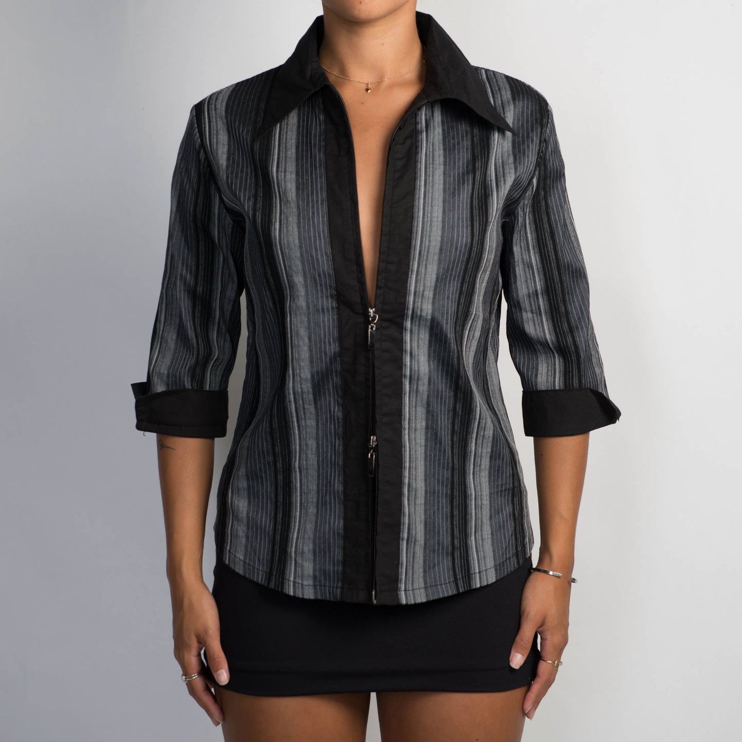 STRIPE DOUBLE ZIP BLOUSE