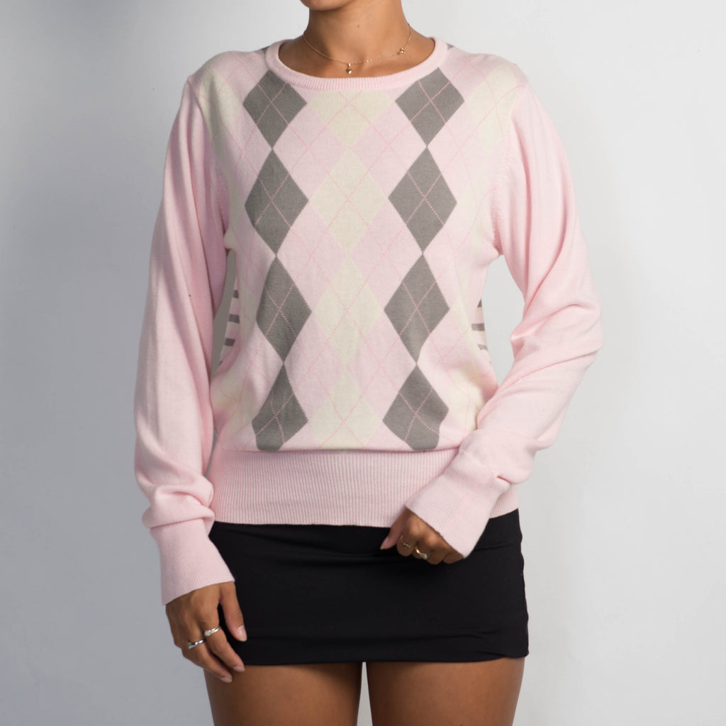 PINK ARGYLE KNIT TOP