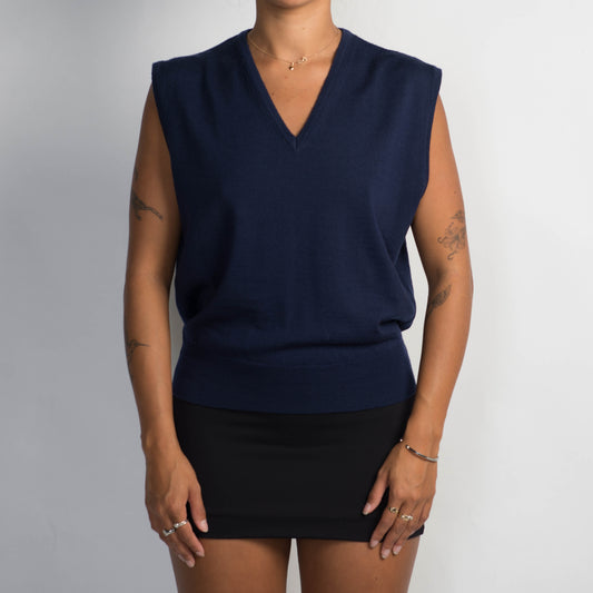 NAVY KNIT VEST