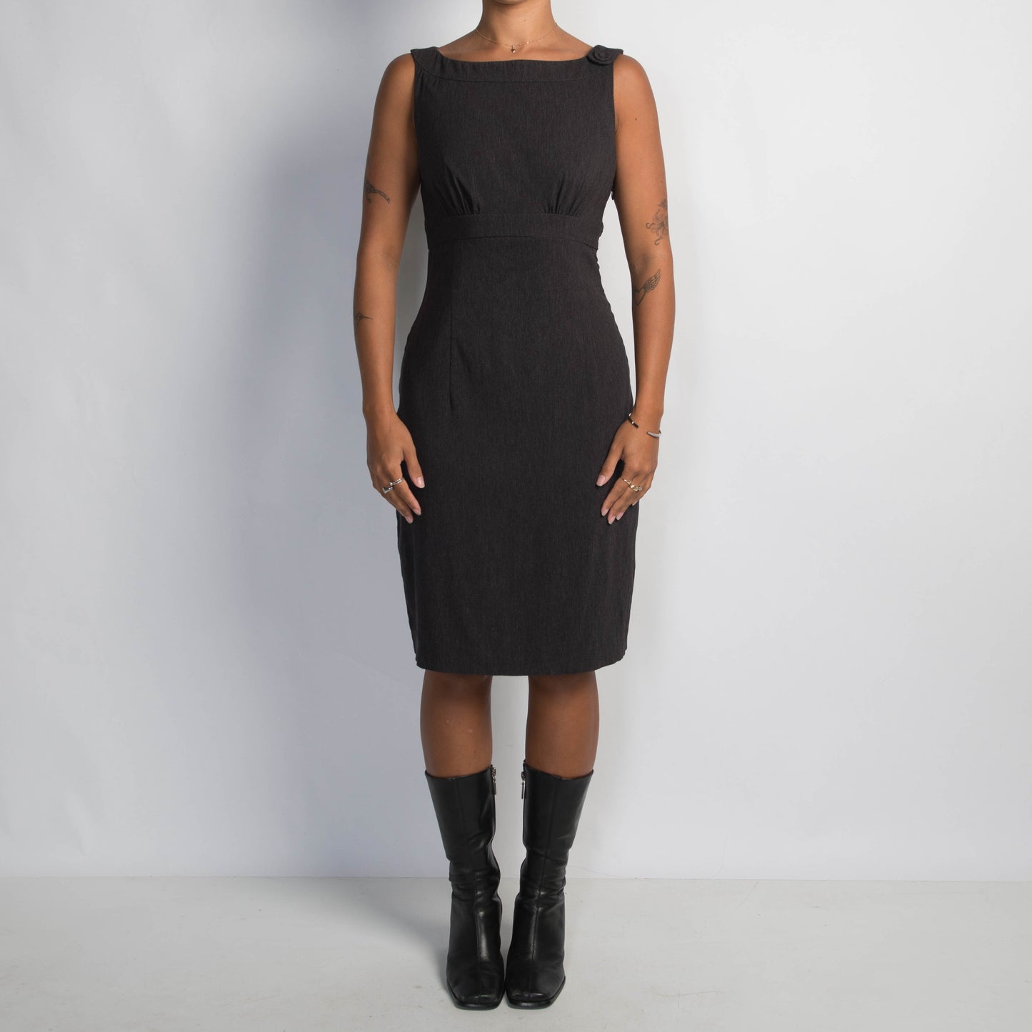 BOAT NECK KNEE LENGTH SKIRT