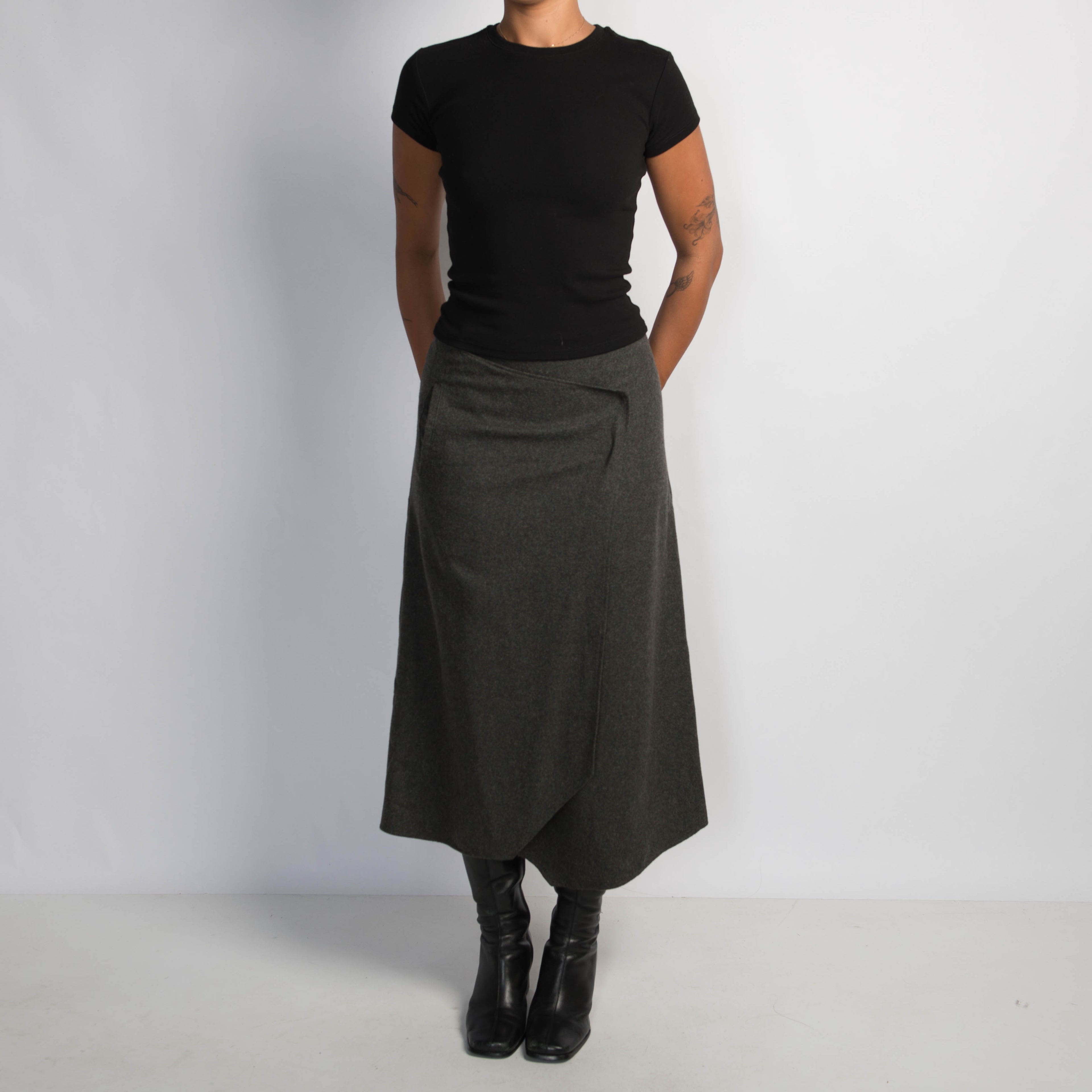 GREEN WOOL WRAP SKIRT