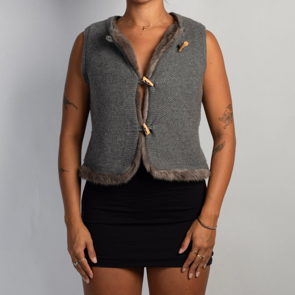 REVERSIBLE FAUX FUR VEST