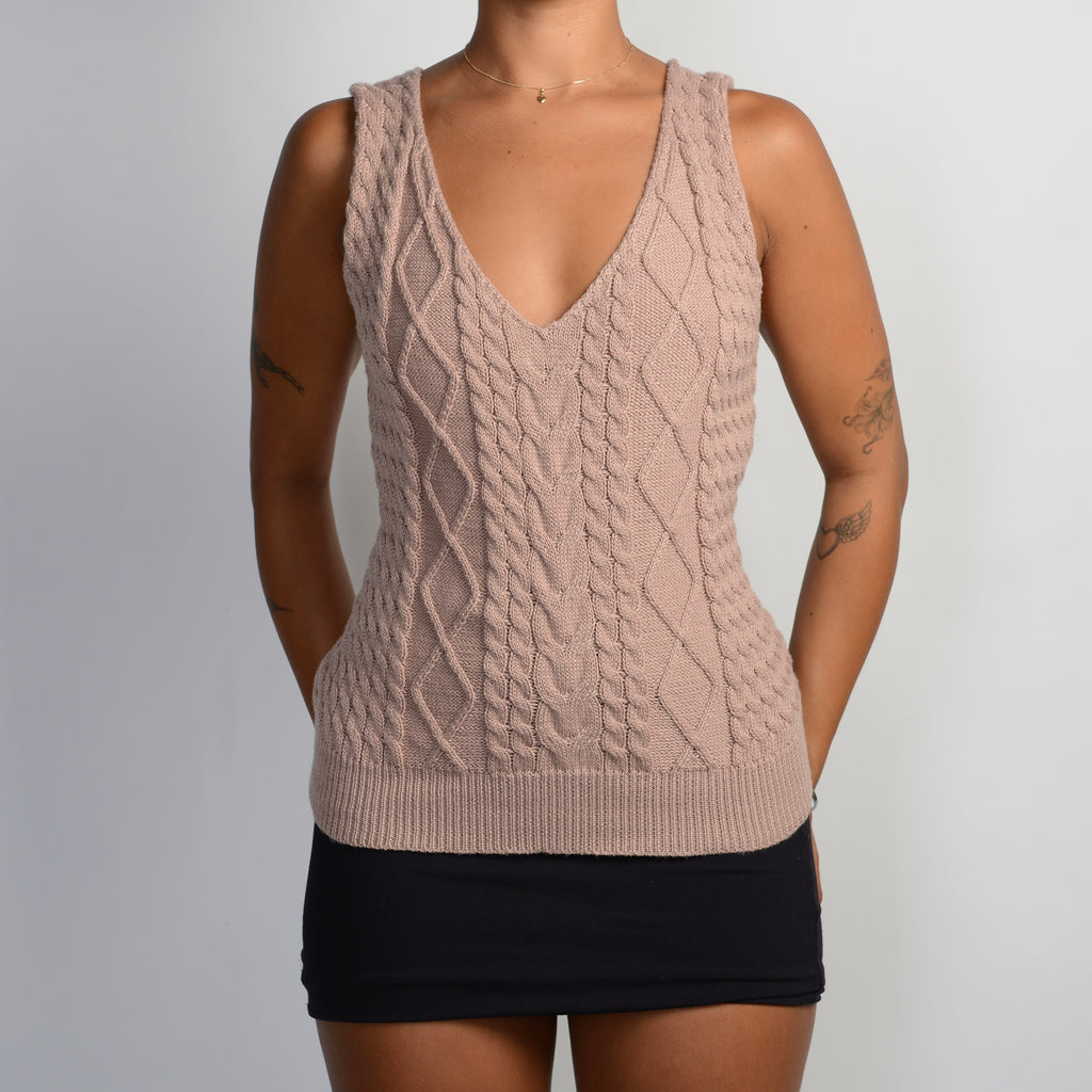 DUSTY PINK KNIT VEST