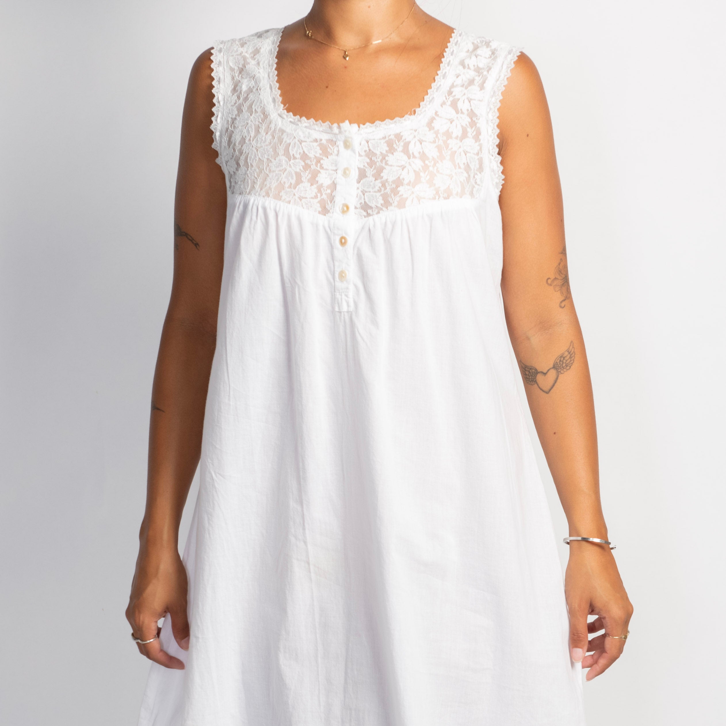 WHITE COTTON CHEMISE
