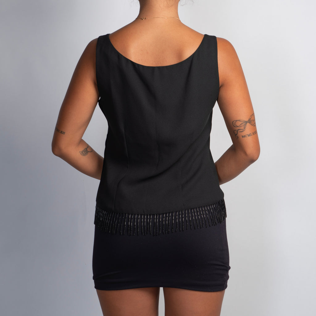 BLACK TASSLE TOP