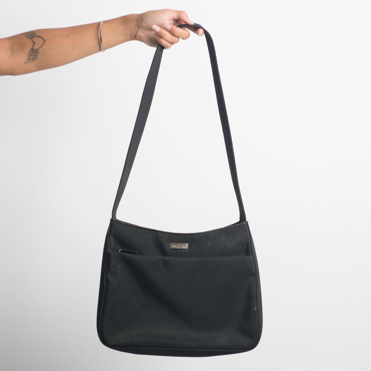 BLACK SHOULDER BAG