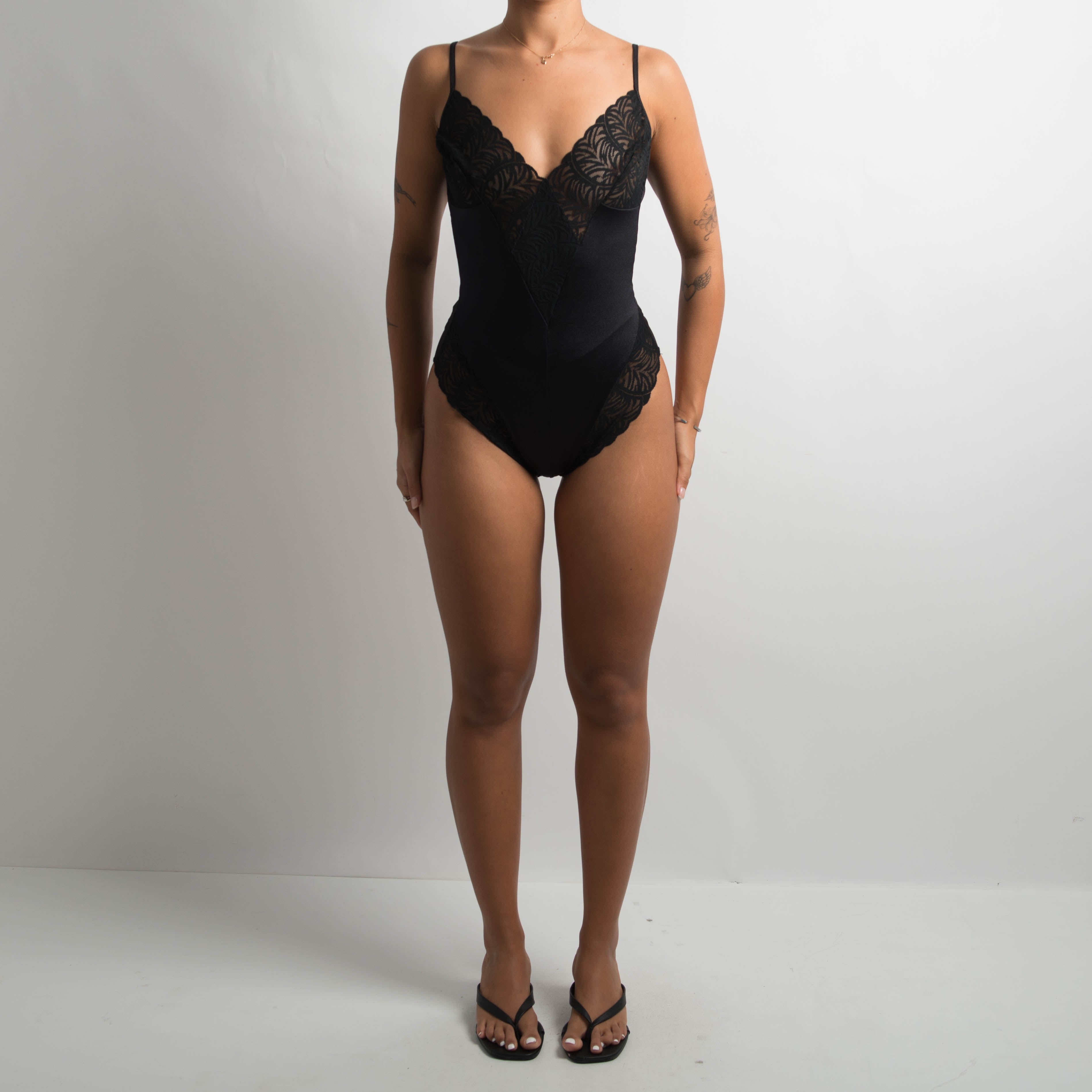 BLACK STRETCH BODYSUIT