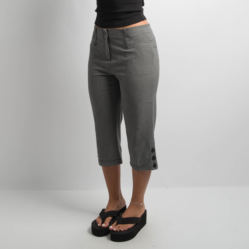 PATTERN CAPRI TROUSERS