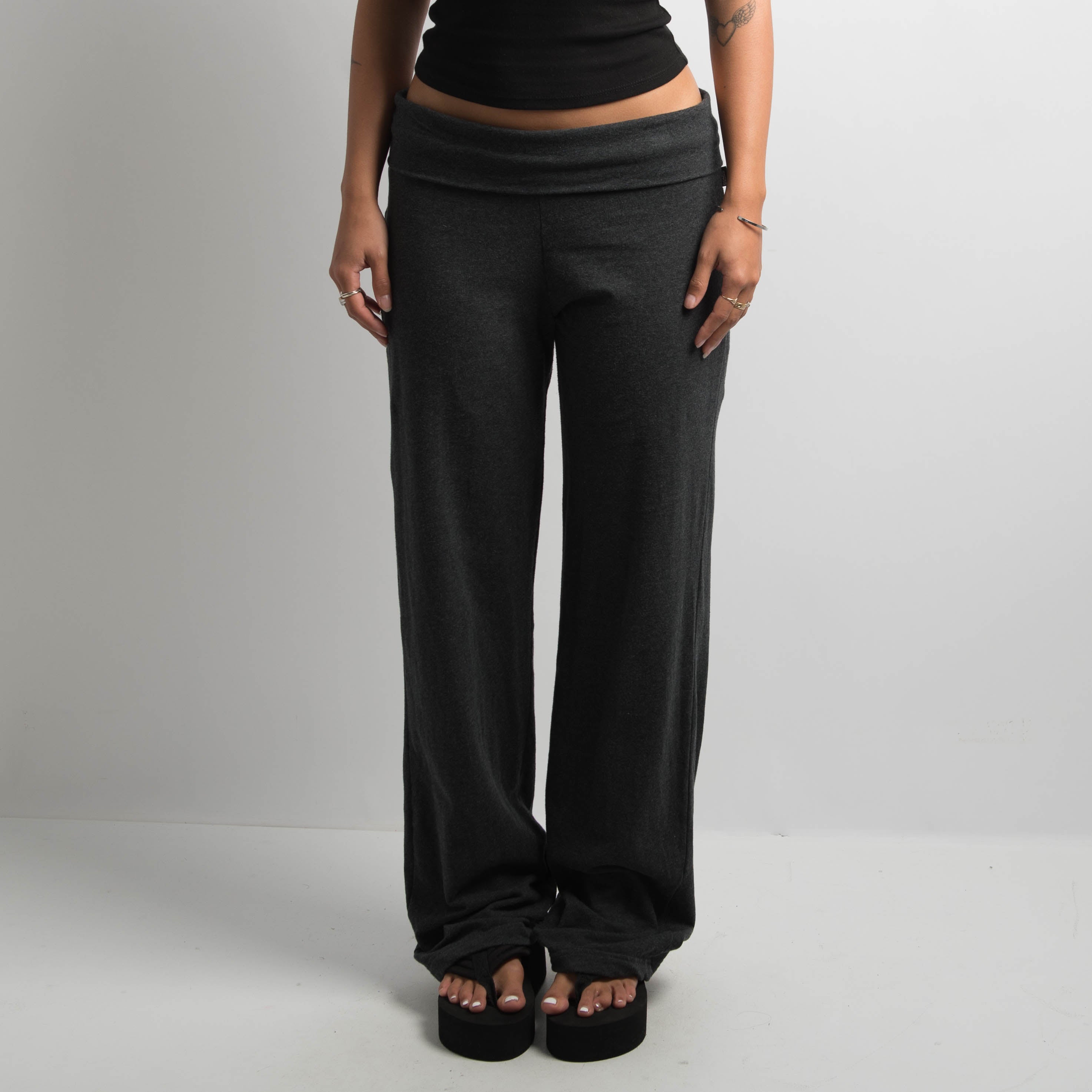 CHARCOAL FLARED LEGGINGS